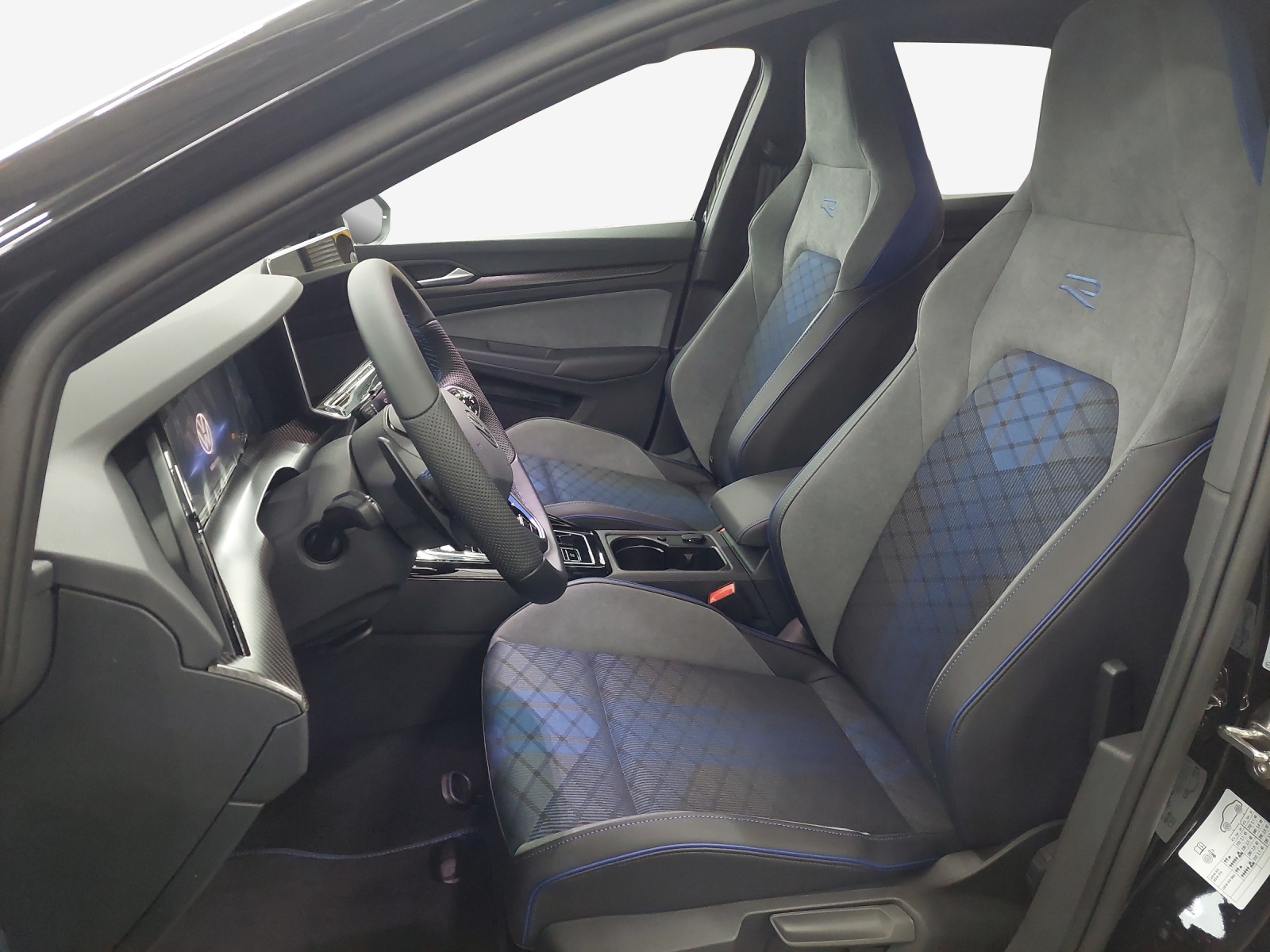 VW Golf 2.0 TSI R DSG 4 Motion-image-7