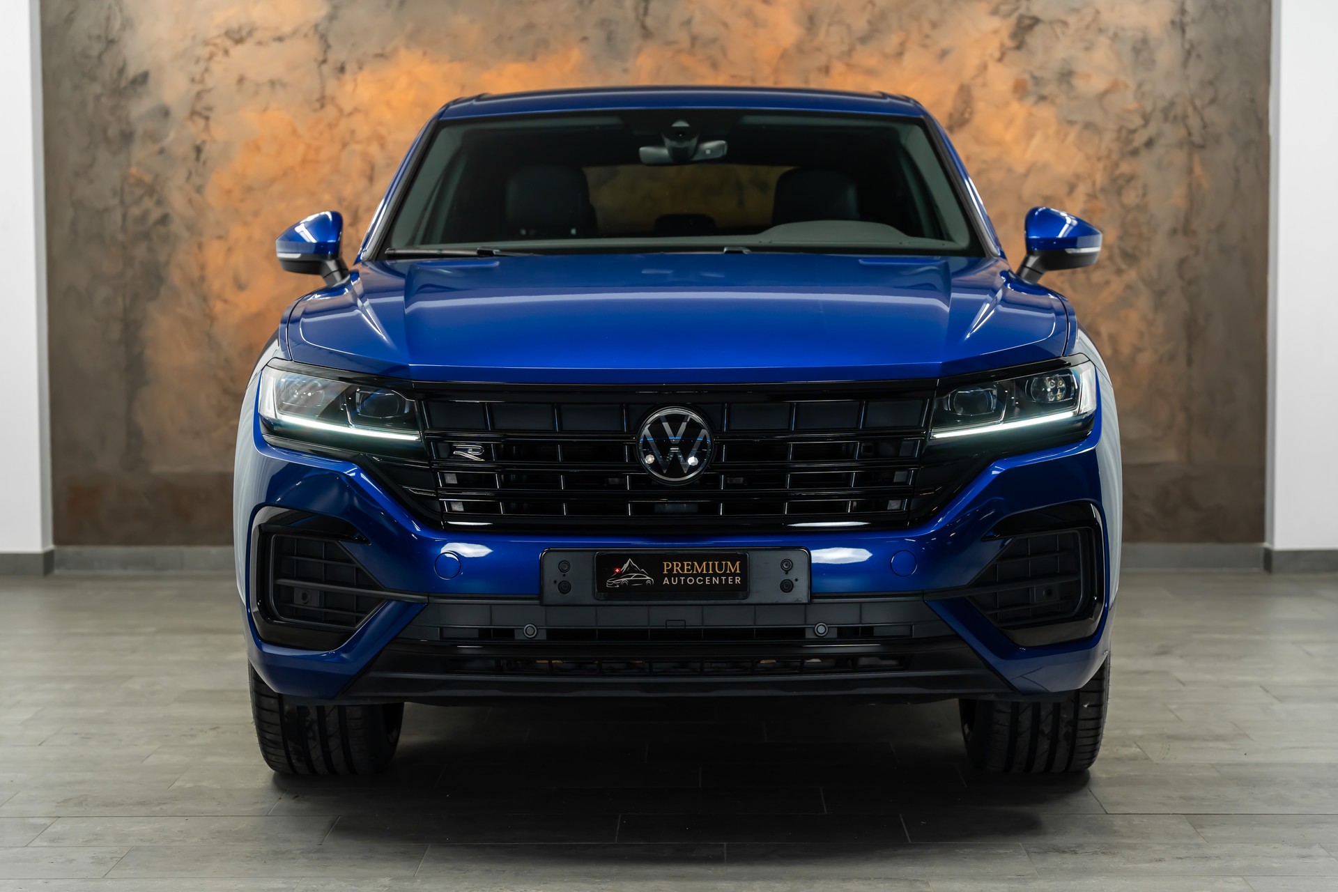 VW Touareg 3.0 TDI R Line Tiptronic *Black Style*Leder*Fahrassistenz*-image-5