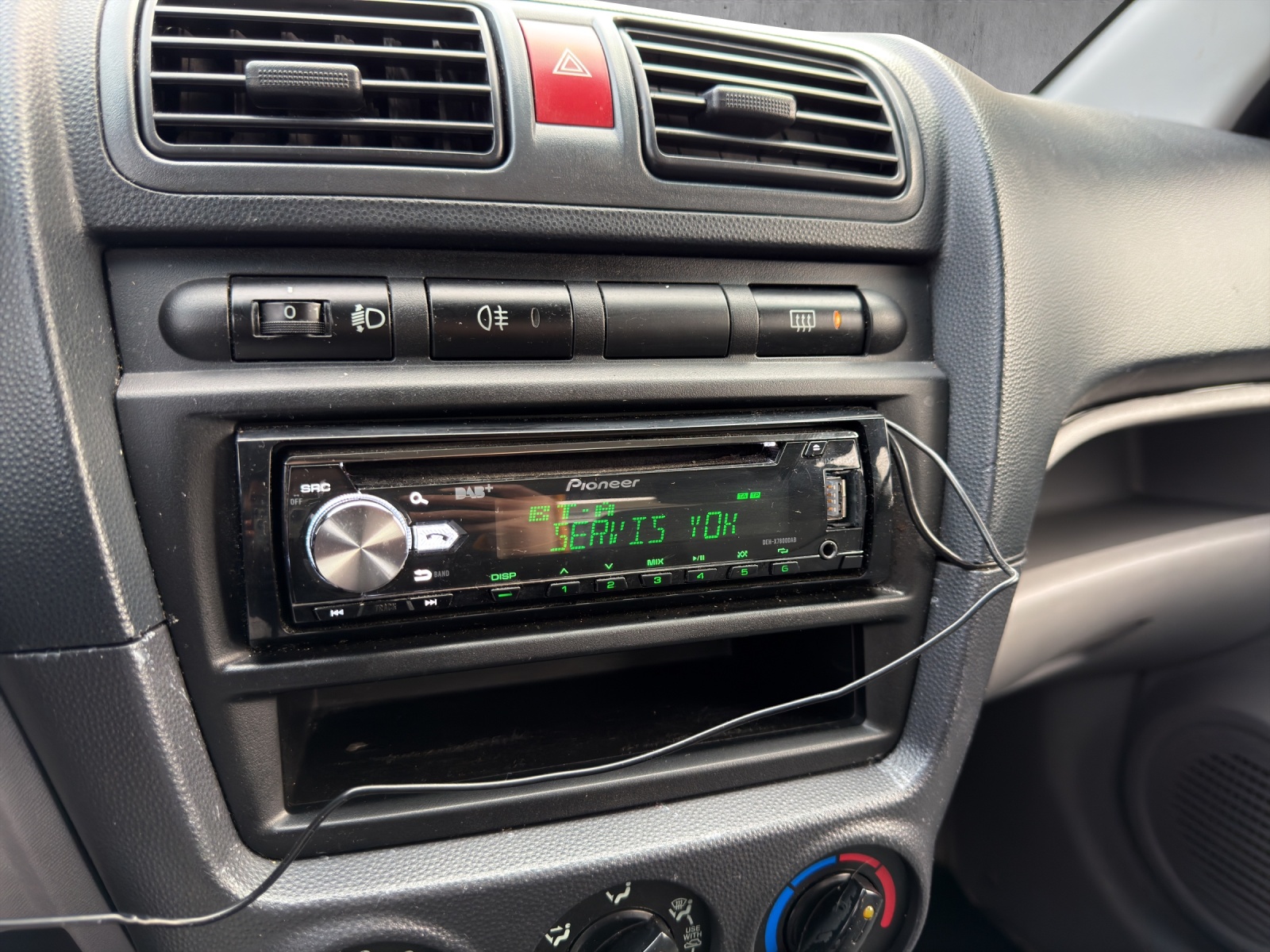 KIA Picanto 1.1 EX-image-9