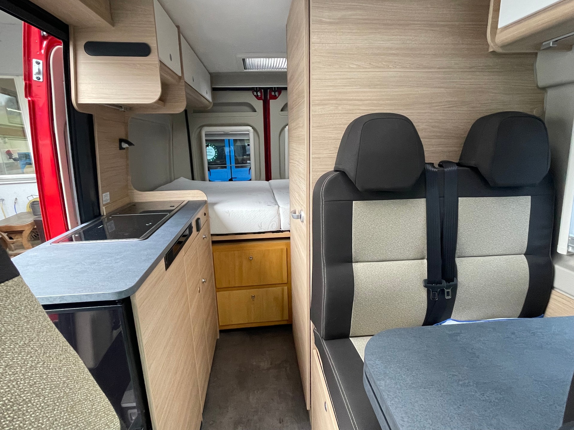 PÖSSL Road Car-image-9