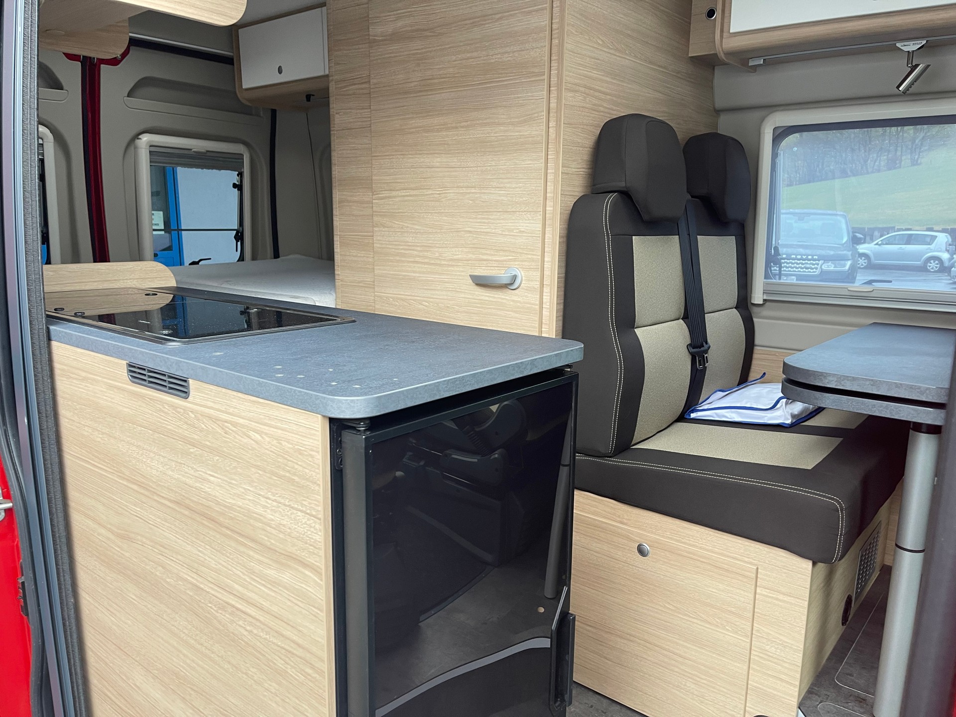 PÖSSL Road Car-image-8
