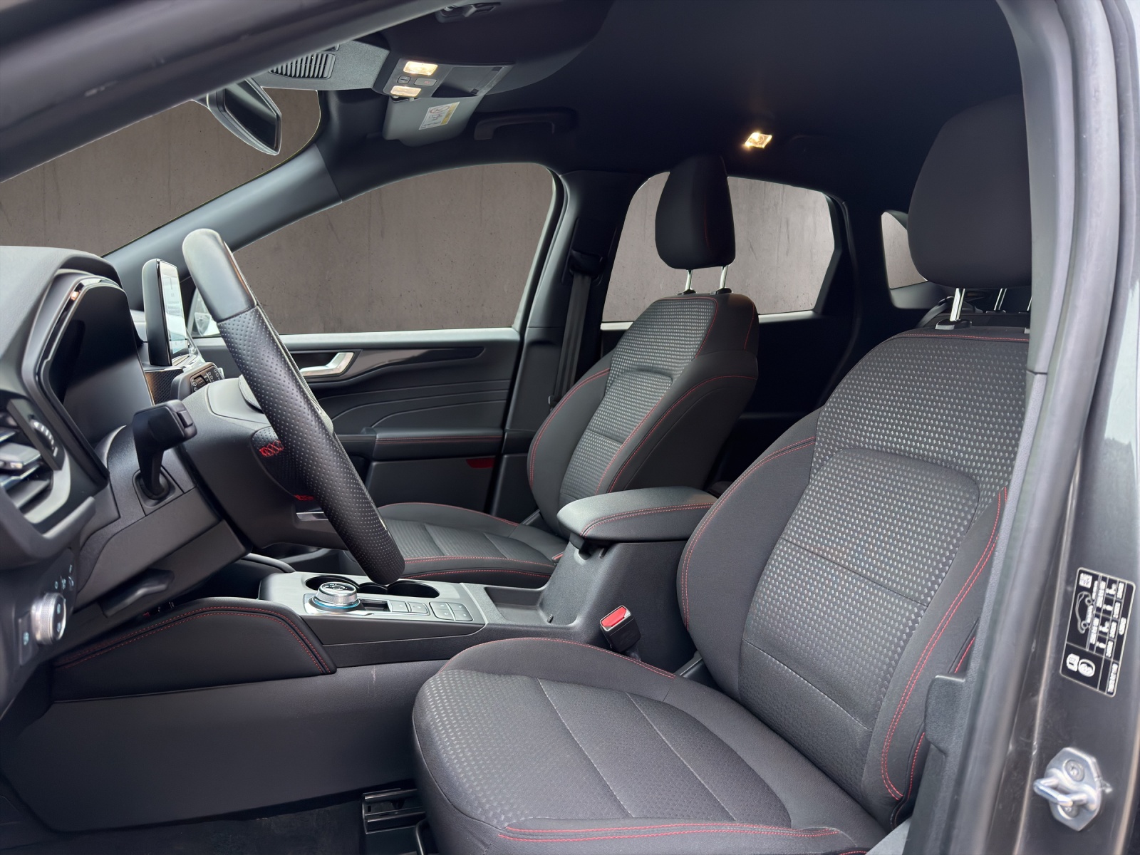 FORD Kuga 2.5 PHEV ST-Line 2WD-image-5