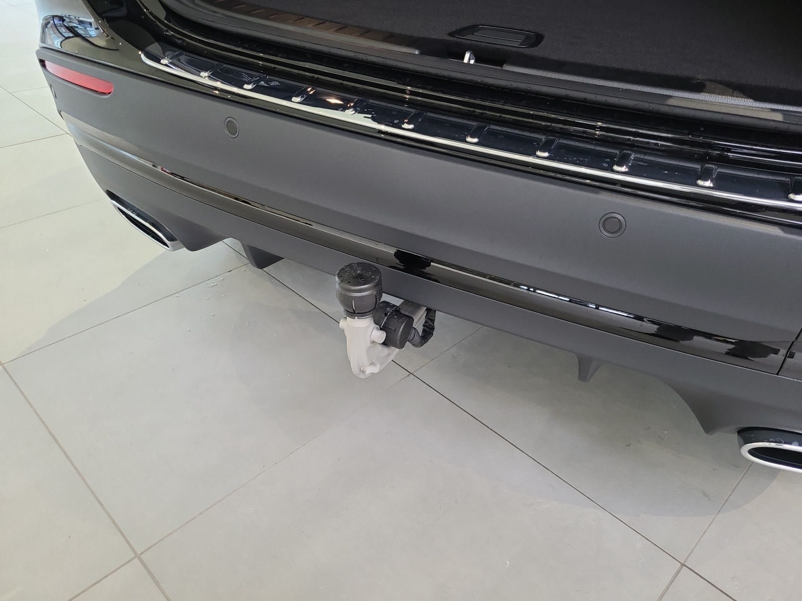 MERCEDES-BENZ GLA 250 4Matic 8G-DCT Swiss Star-image-15