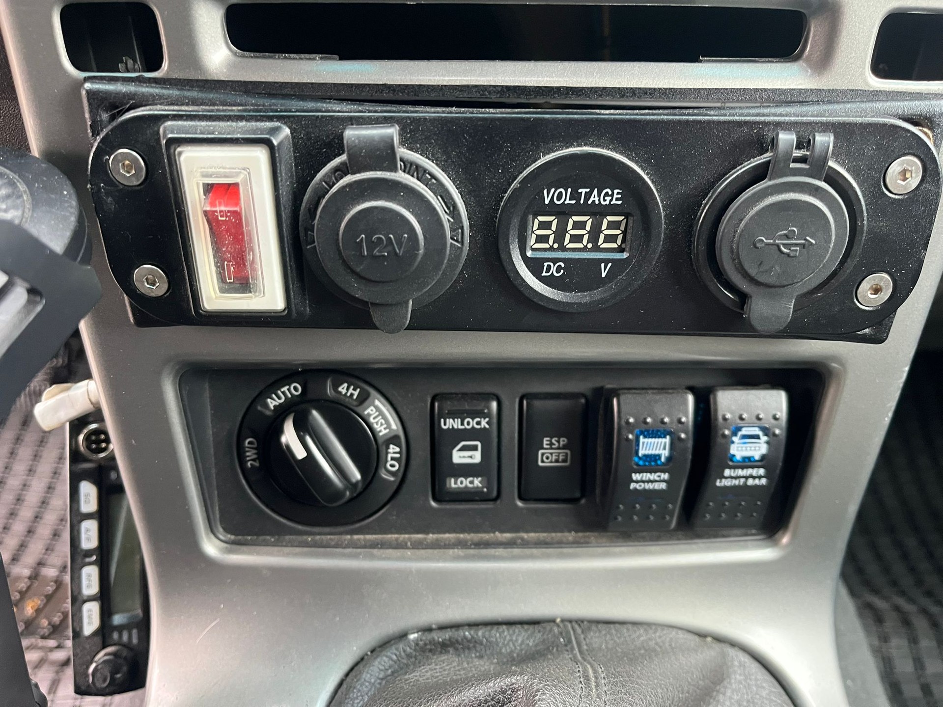 NISSAN Pathfinder 2.5 dCi LE-image-7