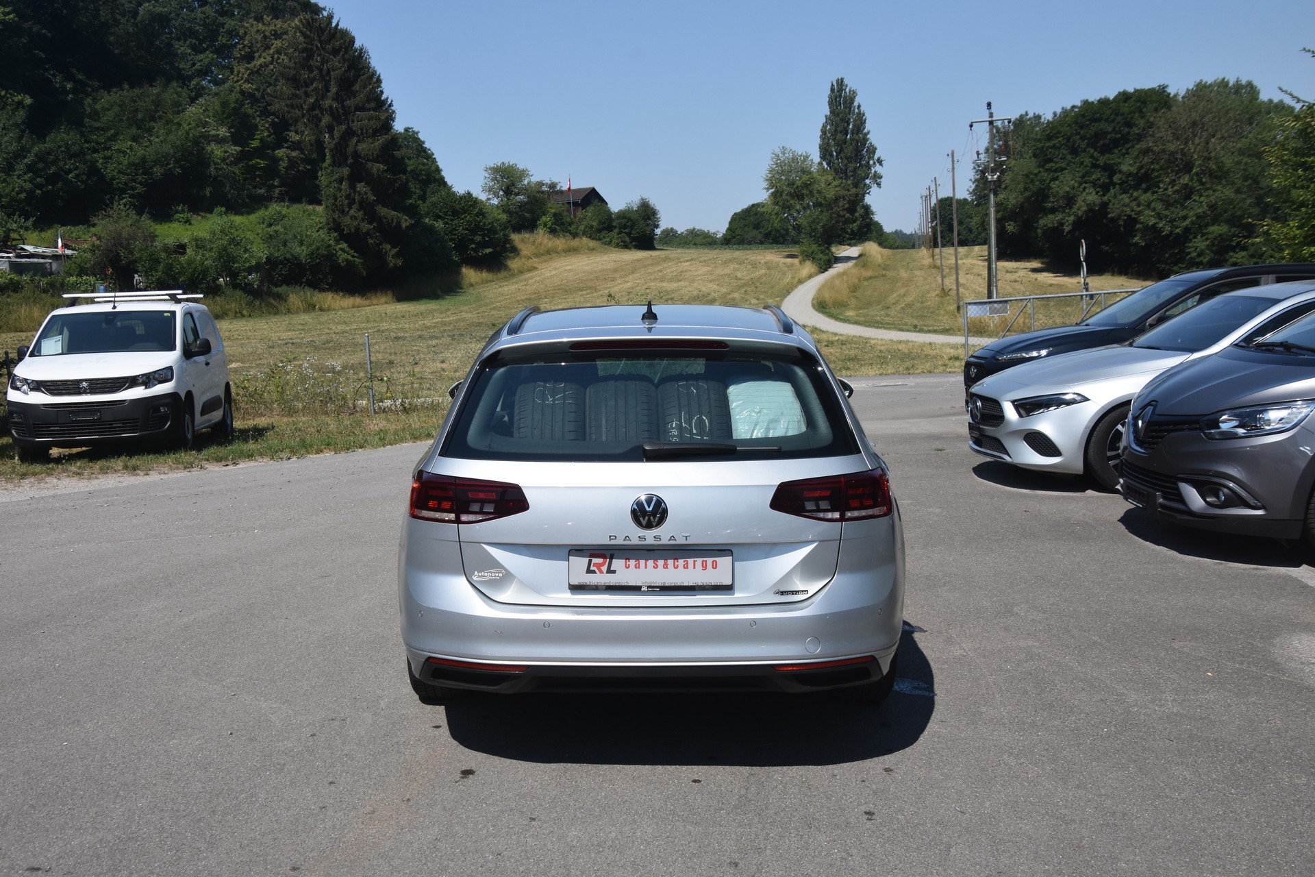 VW Passat 2.0 TDI BMT Business 4Motion DSG-image-5