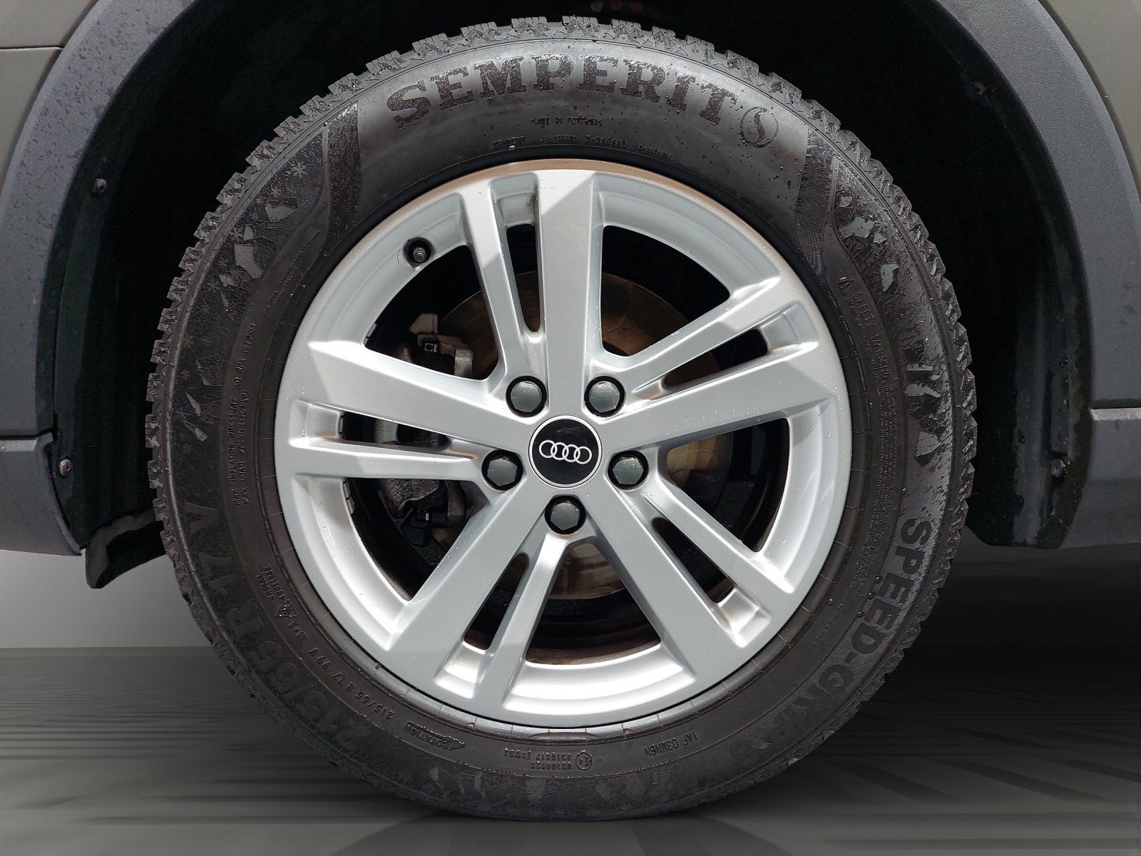 AUDI Q3 35 TFSI Attraction S-tronic-image-12