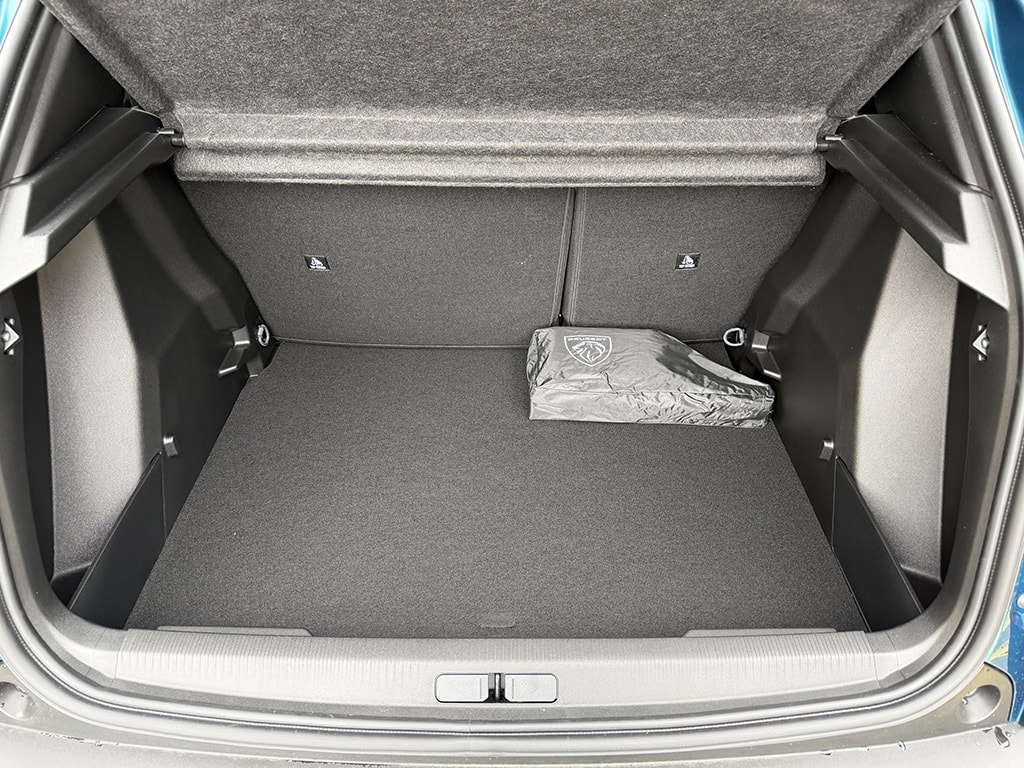 PEUGEOT 2008 1.2 PureTech Allure-image-10