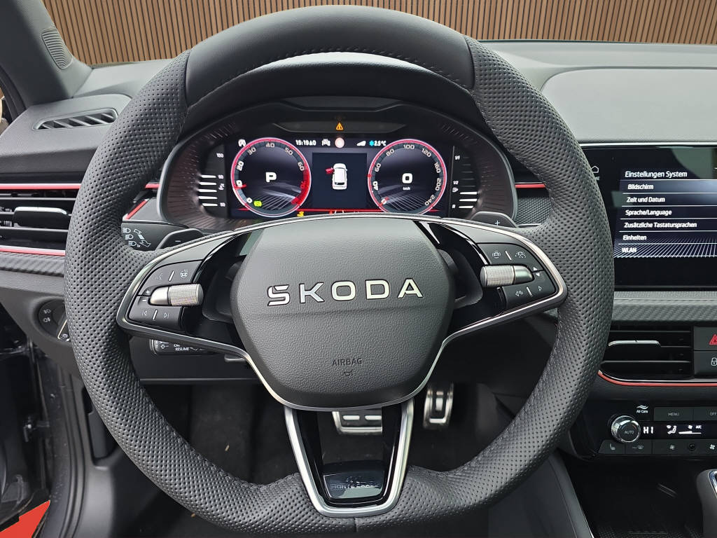 SKODA Kamiq 1.5 TSI Monte Carlo DSG-image-12