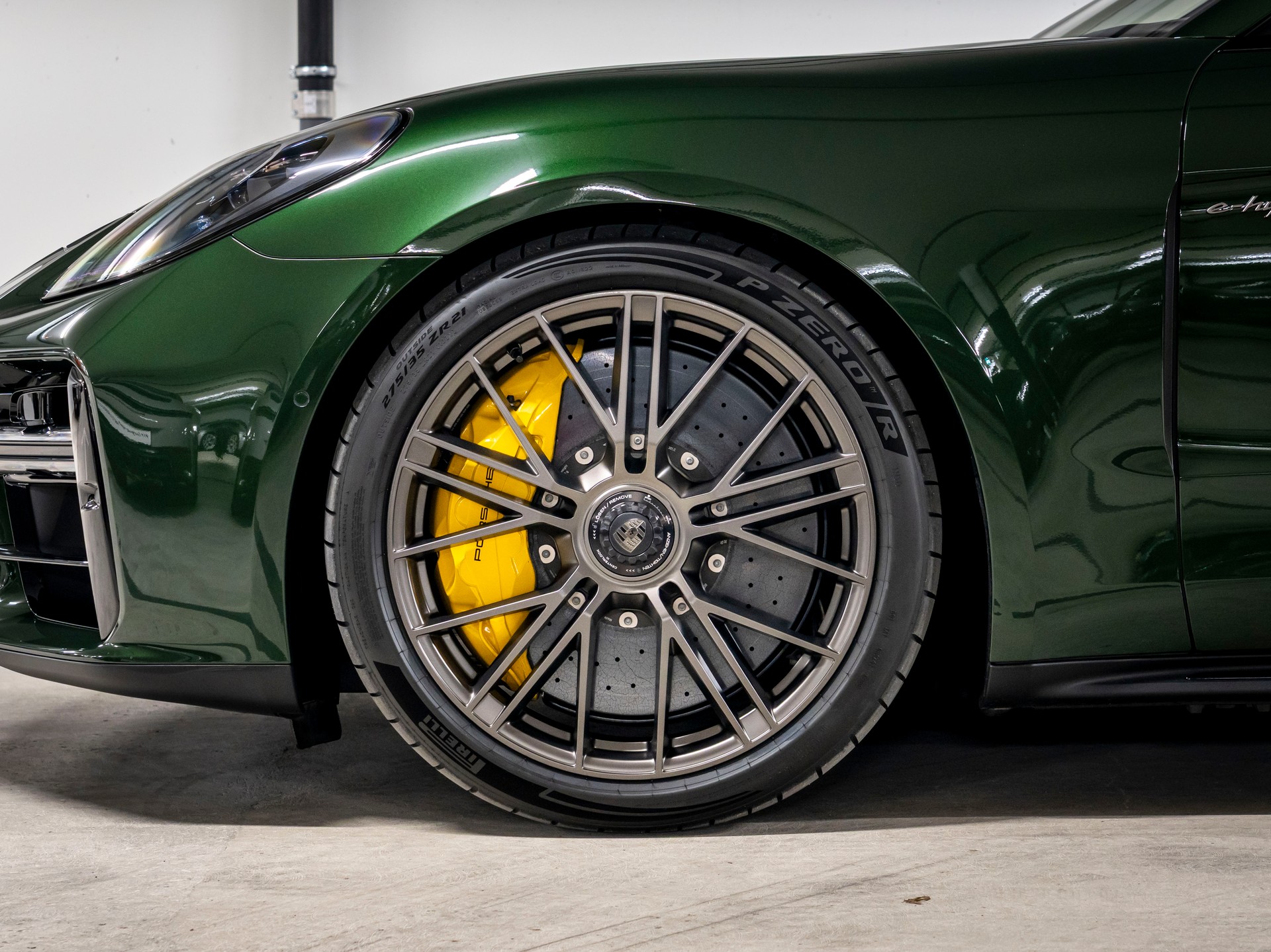 PORSCHE Panamera Turbo S E-Hybrid PDK-image-5