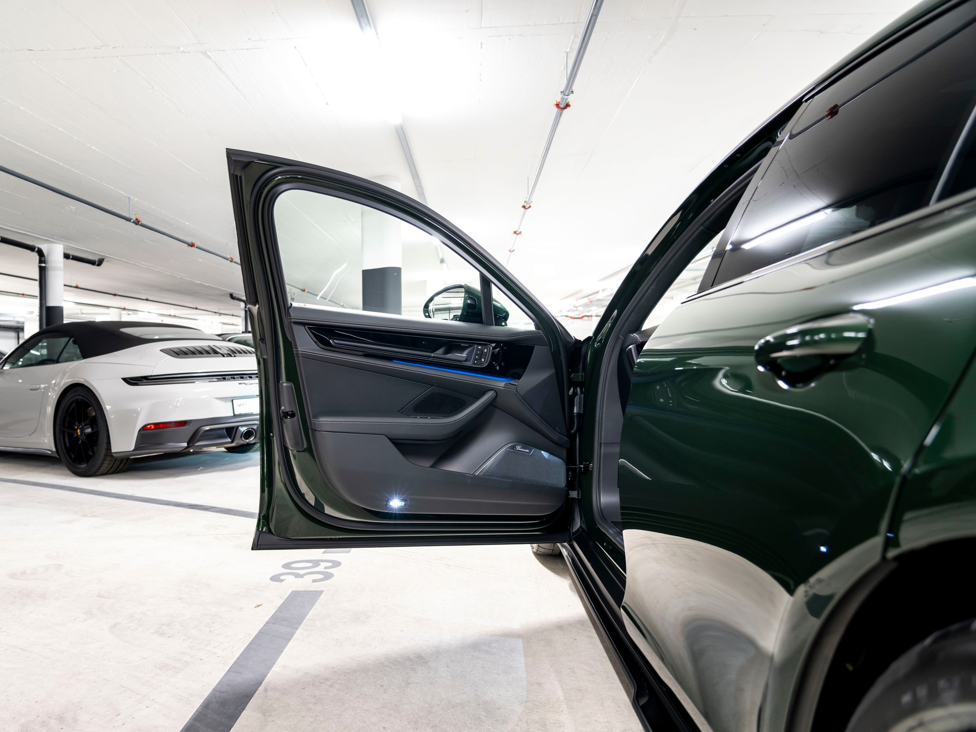 PORSCHE Panamera Turbo S E-Hybrid PDK-image-26