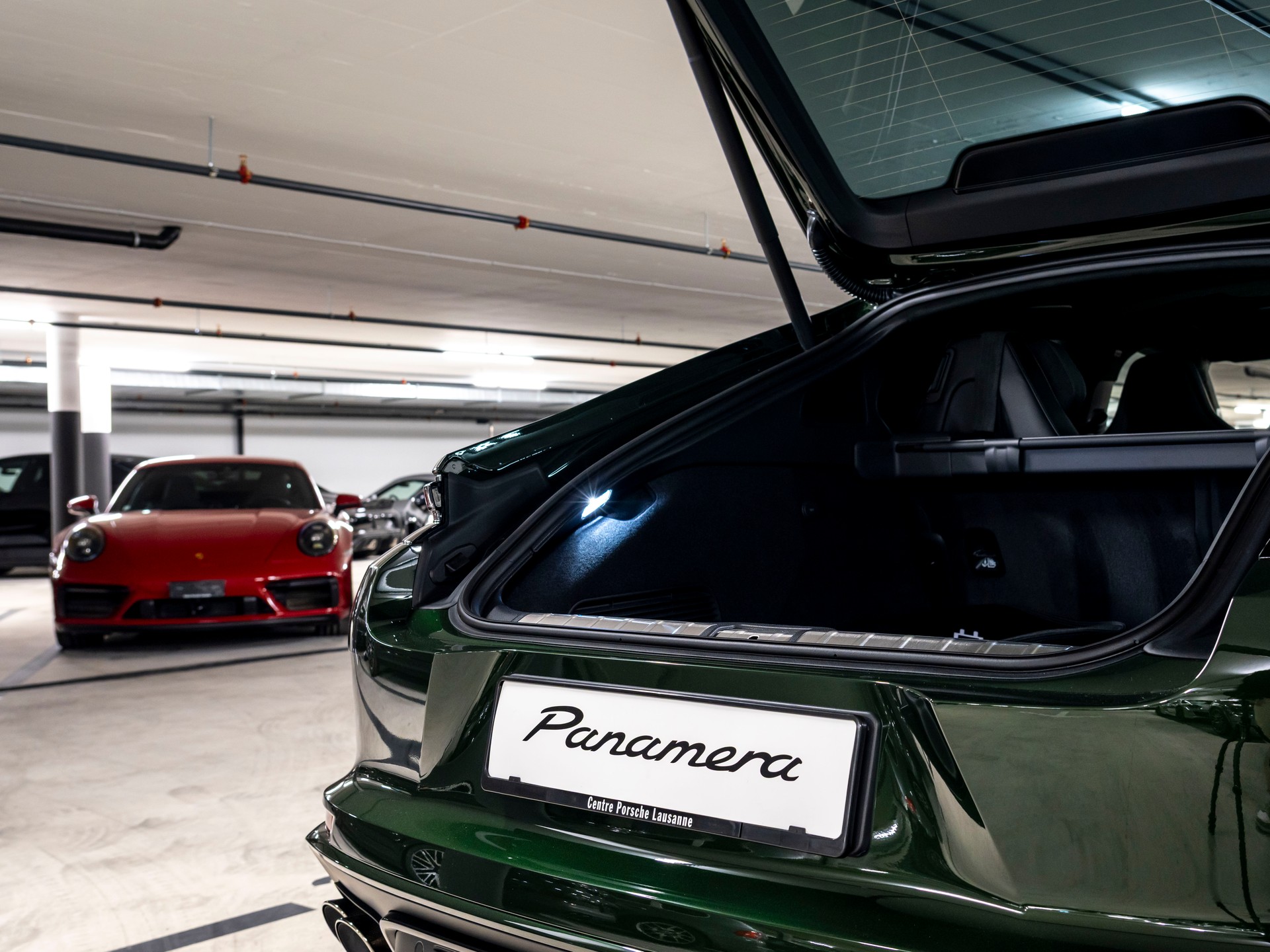 PORSCHE Panamera Turbo S E-Hybrid PDK-image-8
