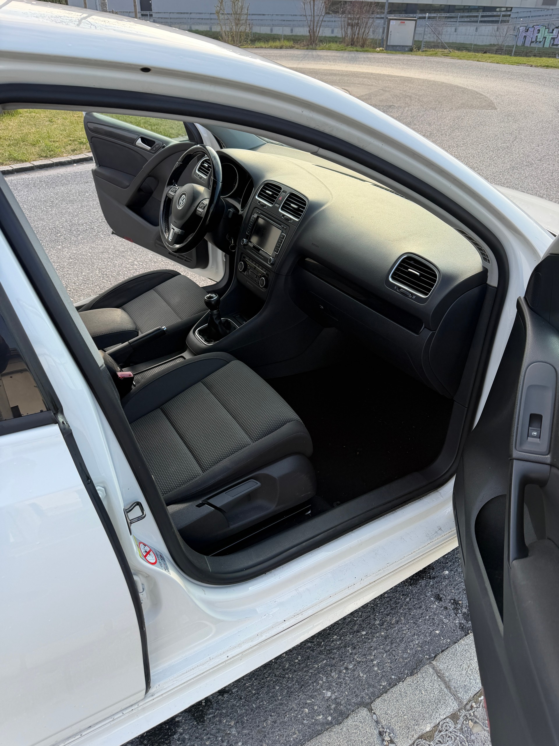 VW Golf 1.4 TSI Highline-image-9
