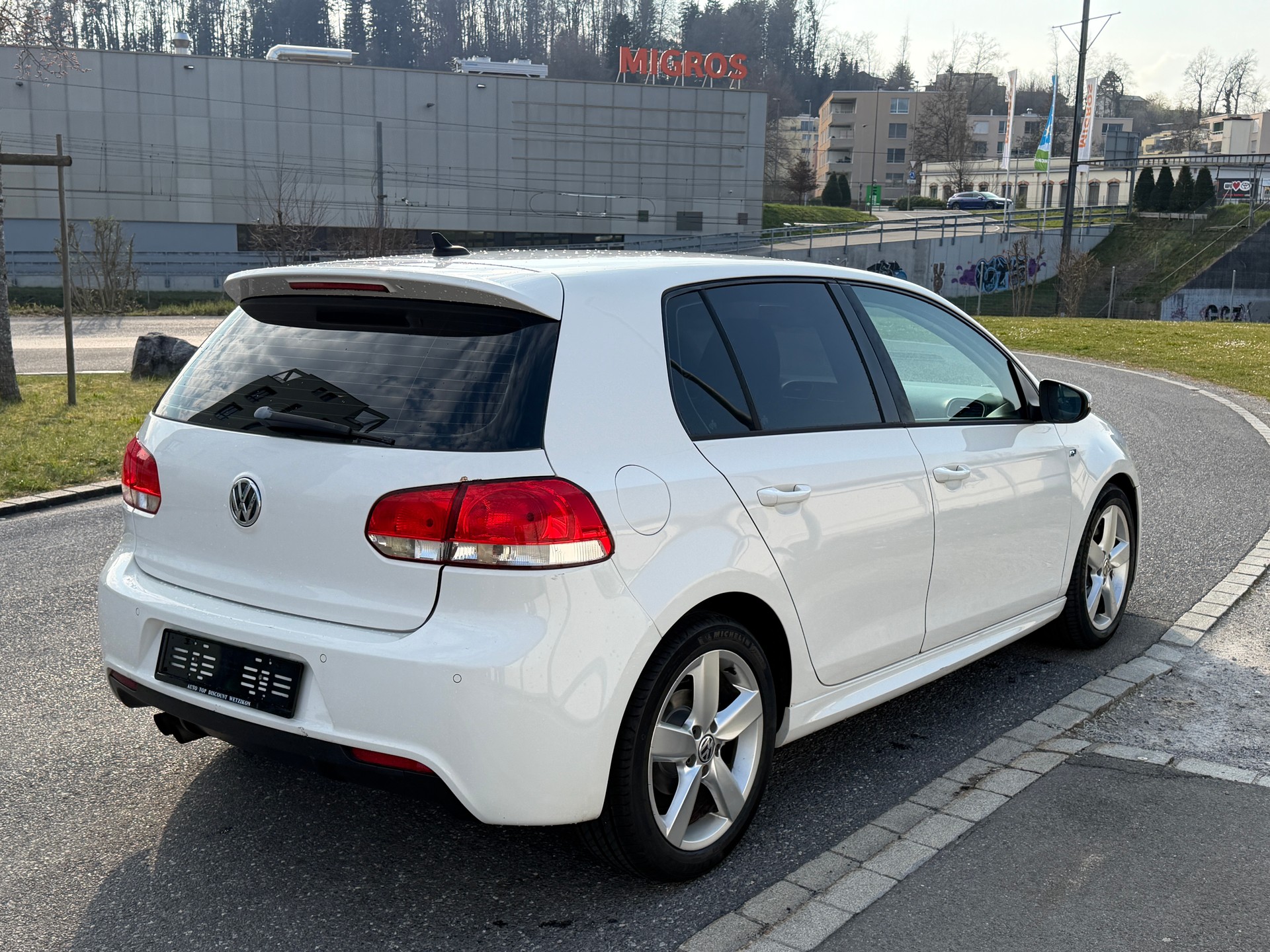 VW Golf 1.4 TSI Highline-image-5