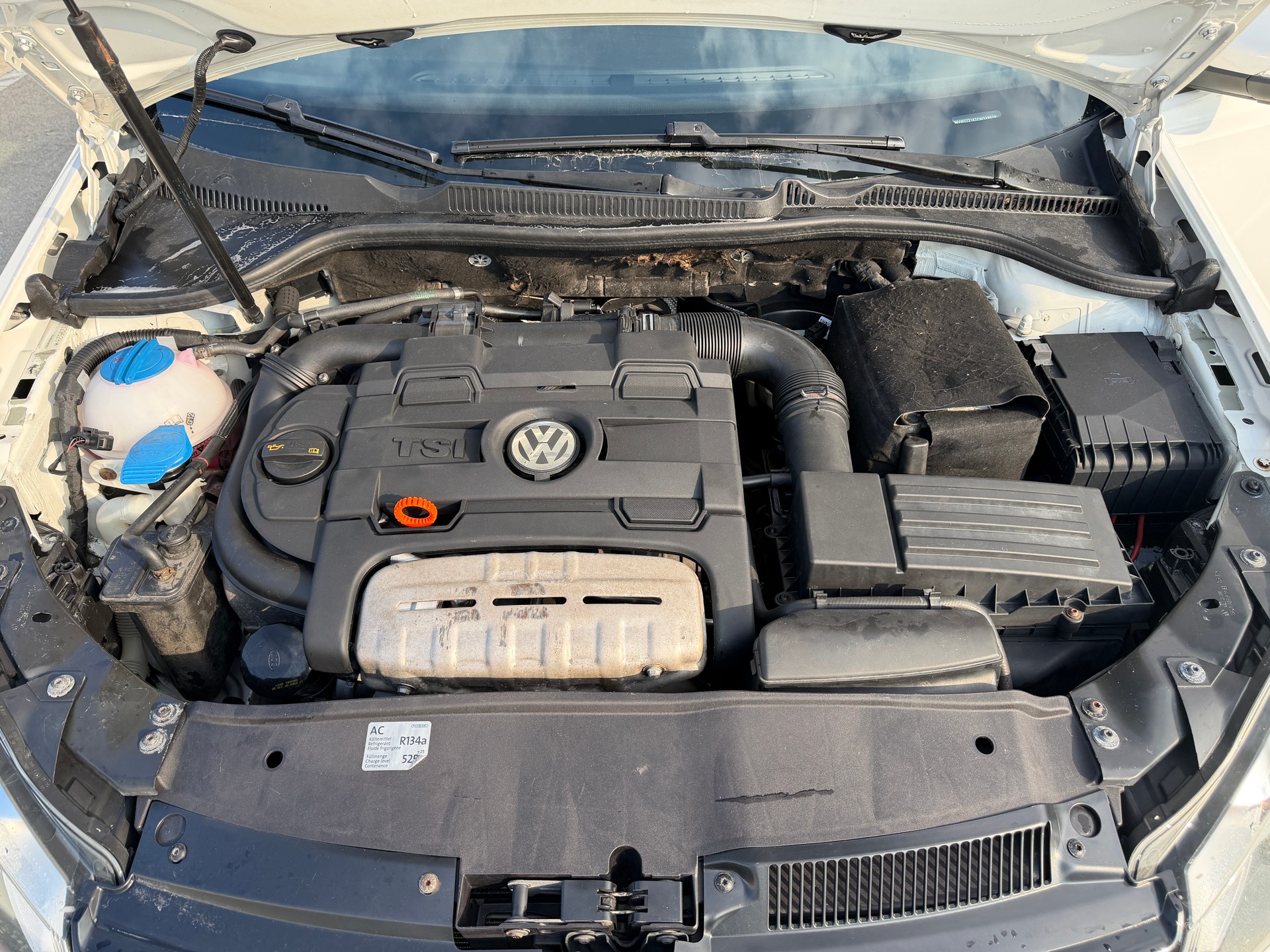 VW Golf 1.4 TSI Highline-image-14