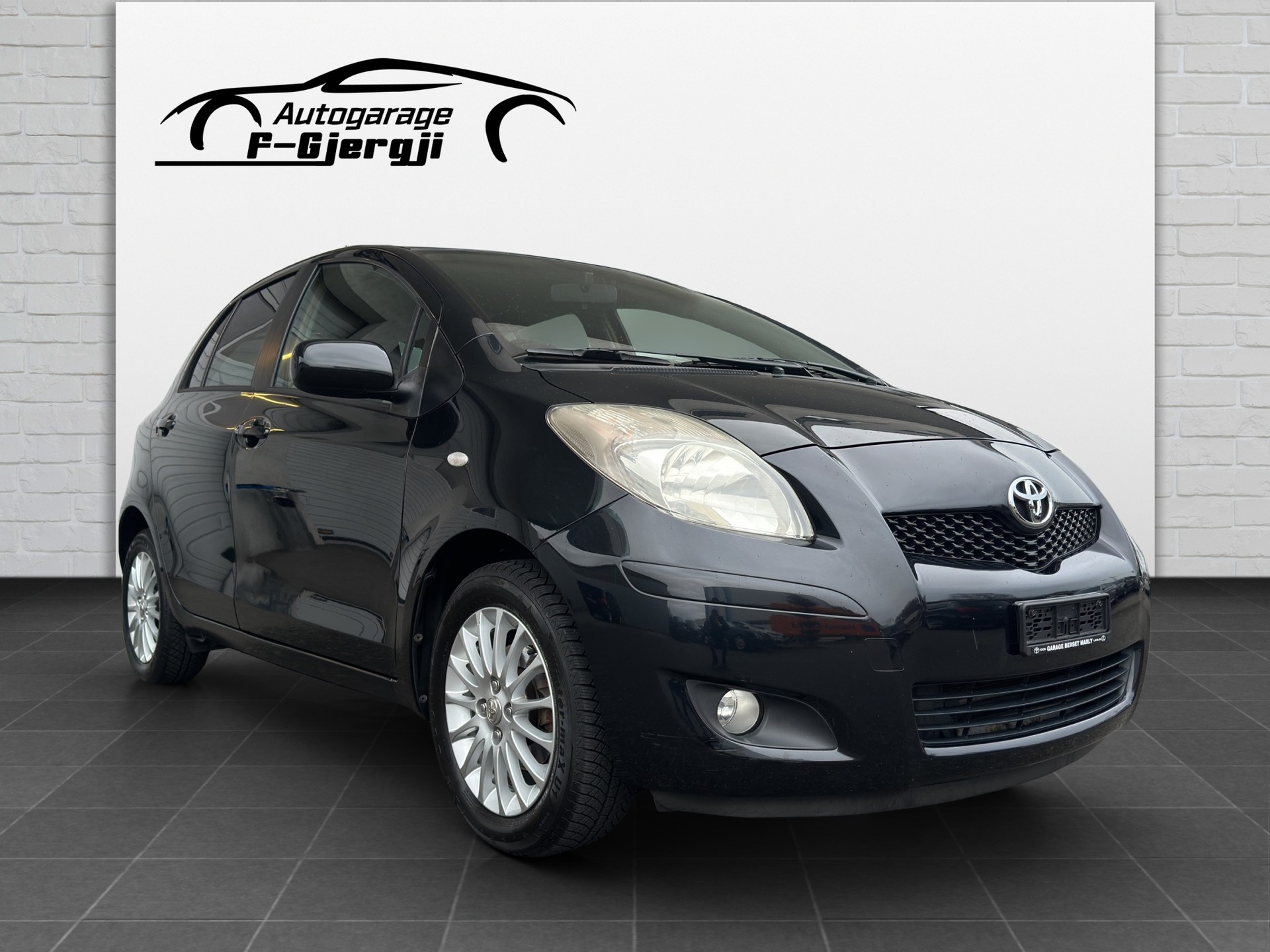 TOYOTA Yaris 1.33 S-image-1
