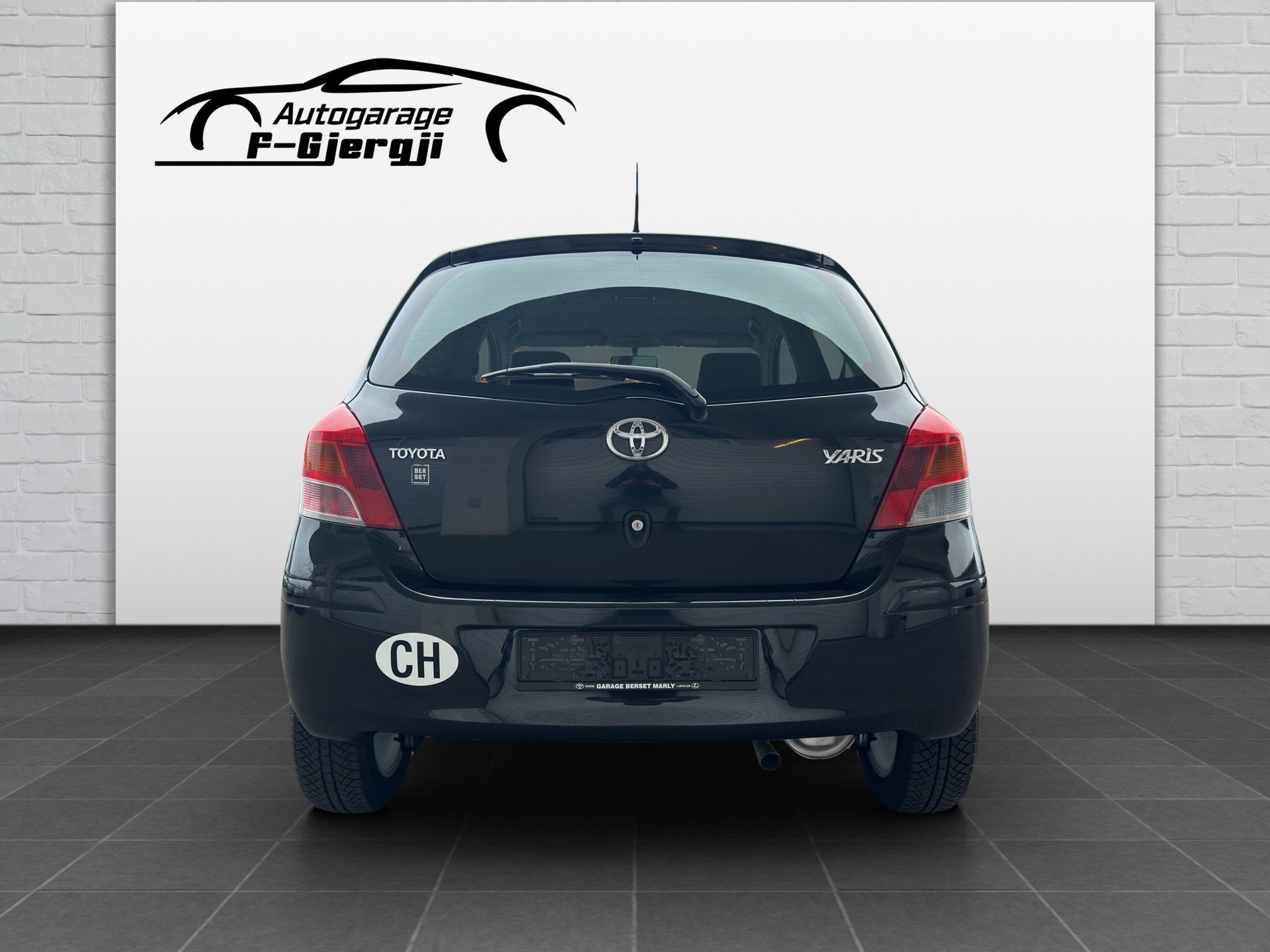TOYOTA Yaris 1.33 S-image-7