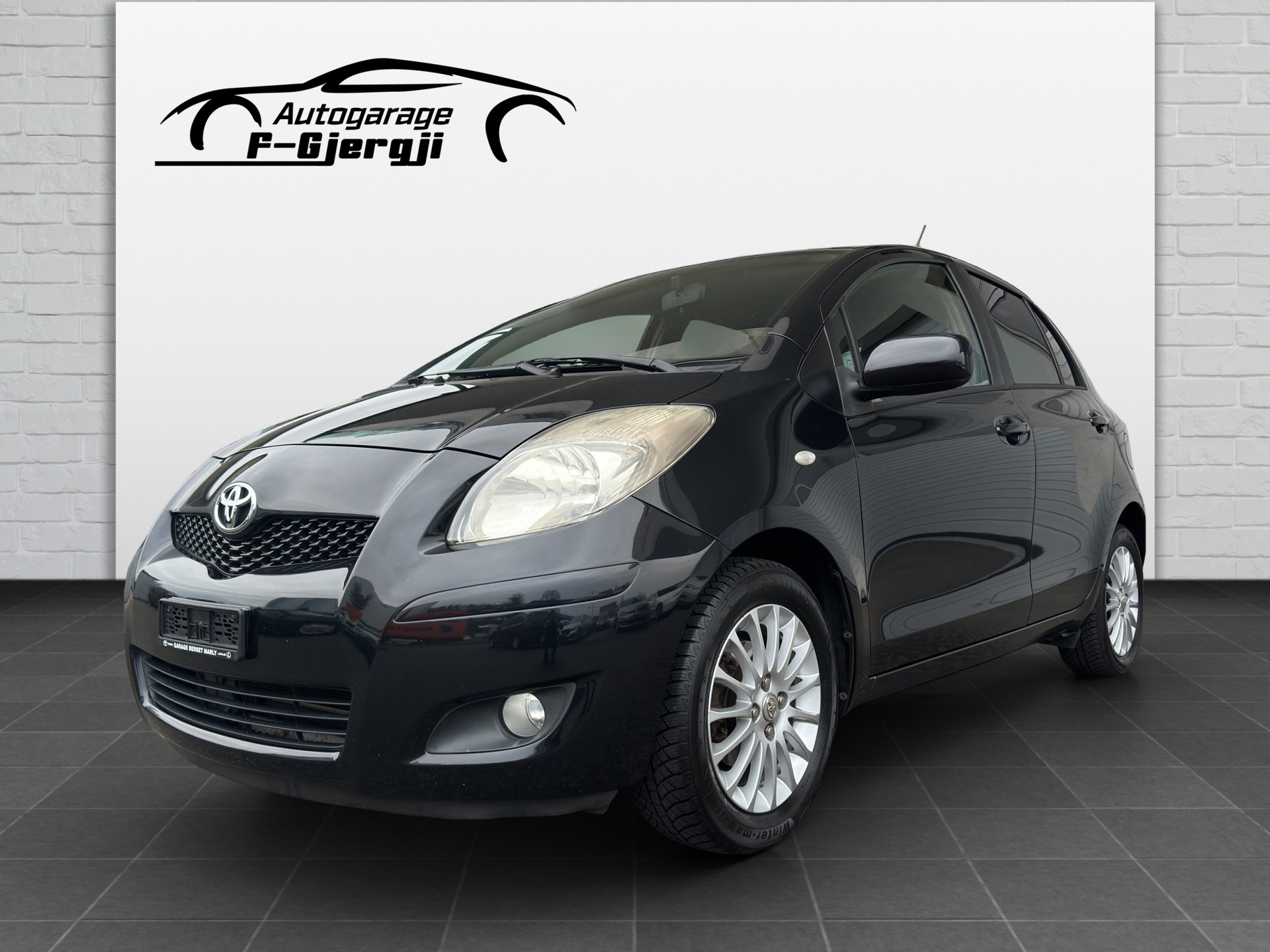 TOYOTA Yaris 1.33 S-image-0