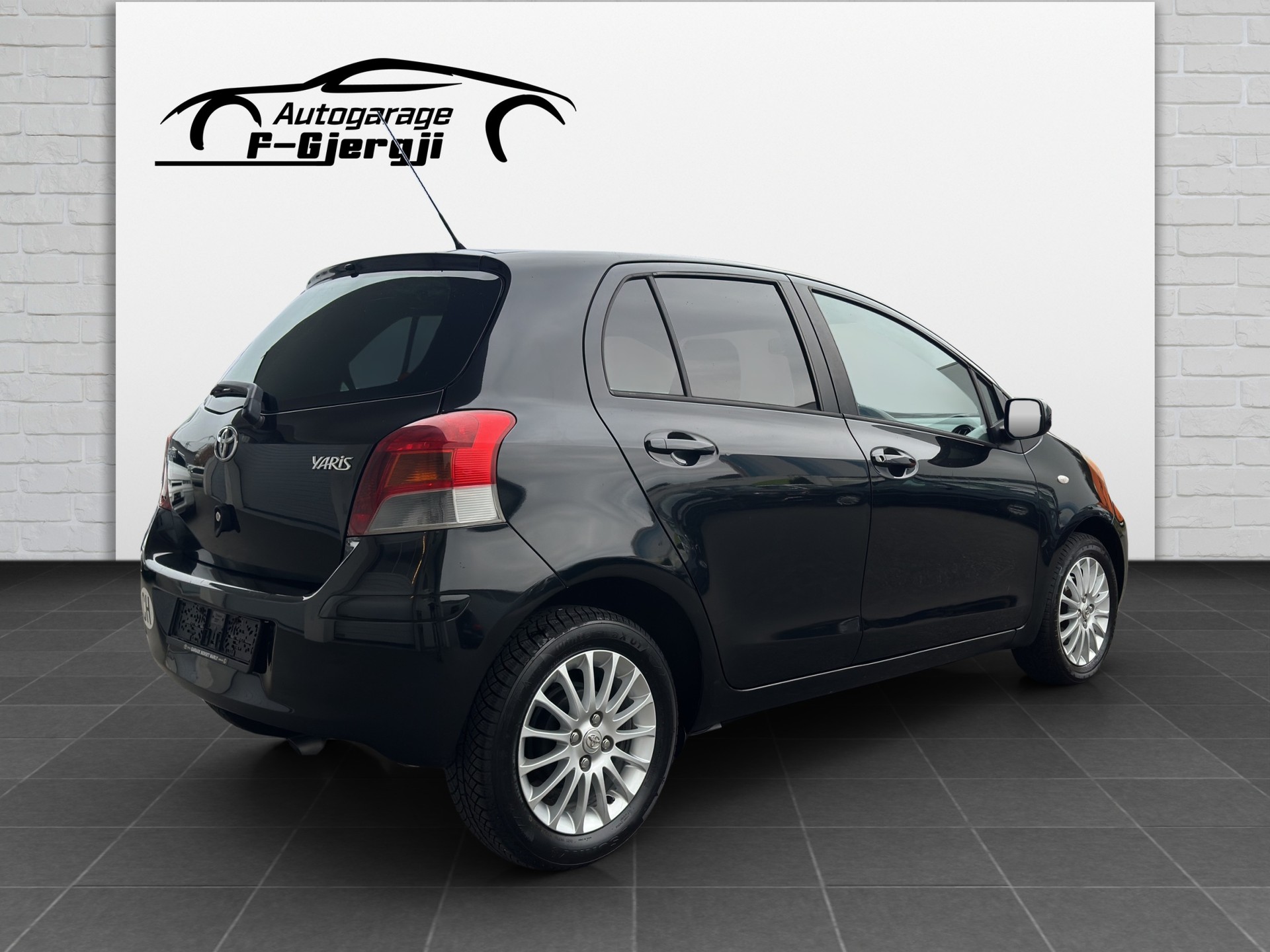 TOYOTA Yaris 1.33 S-image-5
