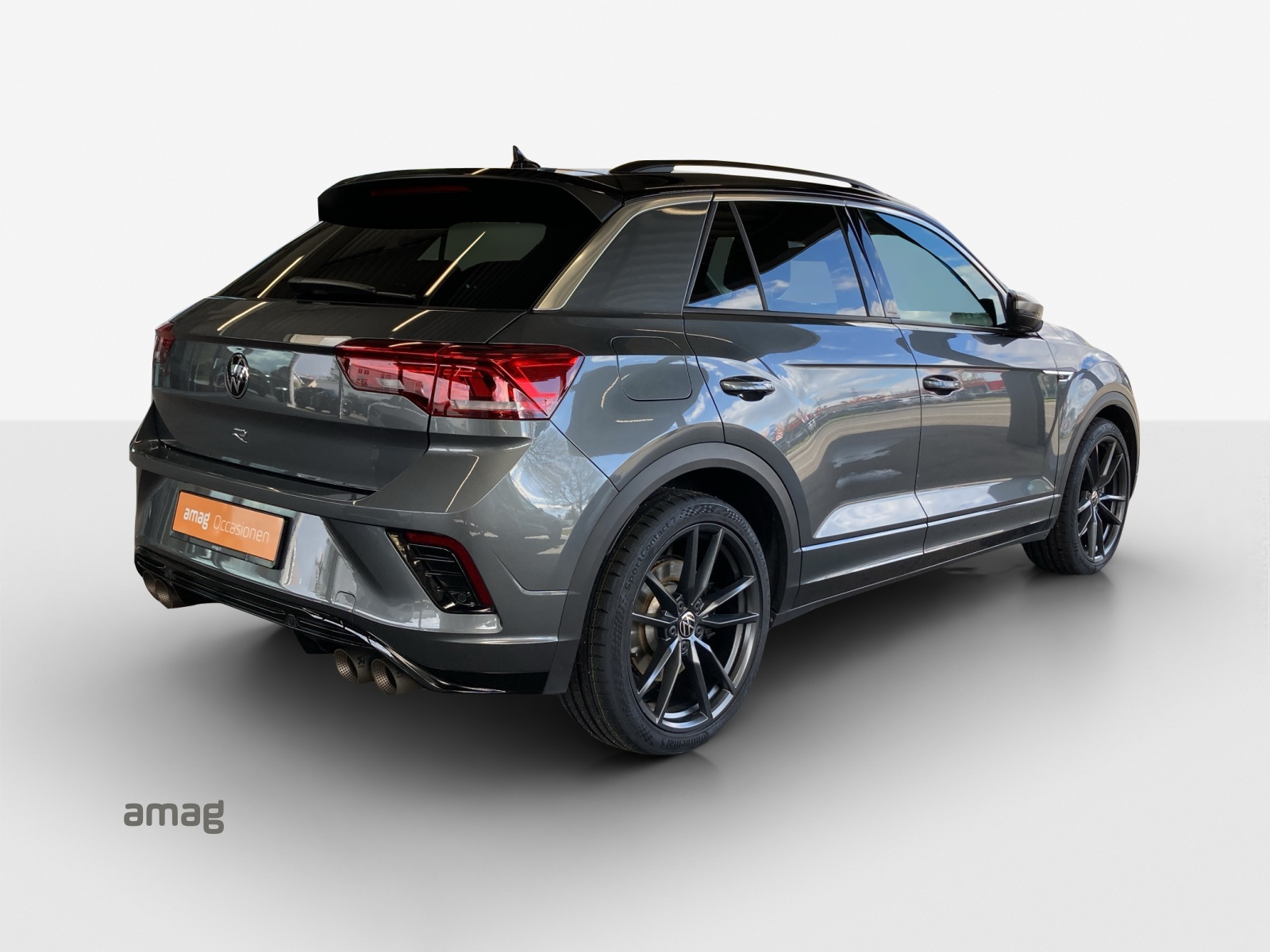 VW T-Roc 2.0 TSI R DSG 4Motion-image-4