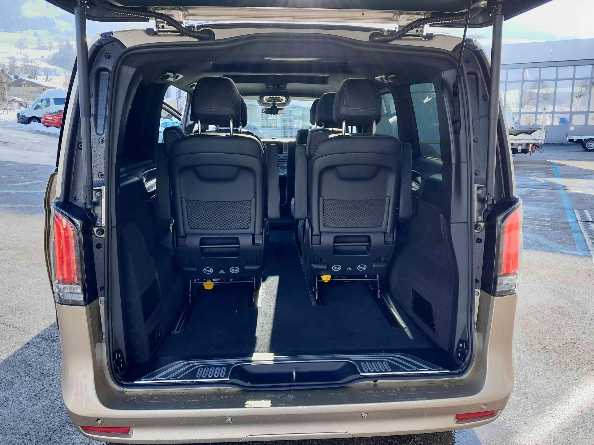 MERCEDES-BENZ V 300d Exclusive L 4x4-image-20