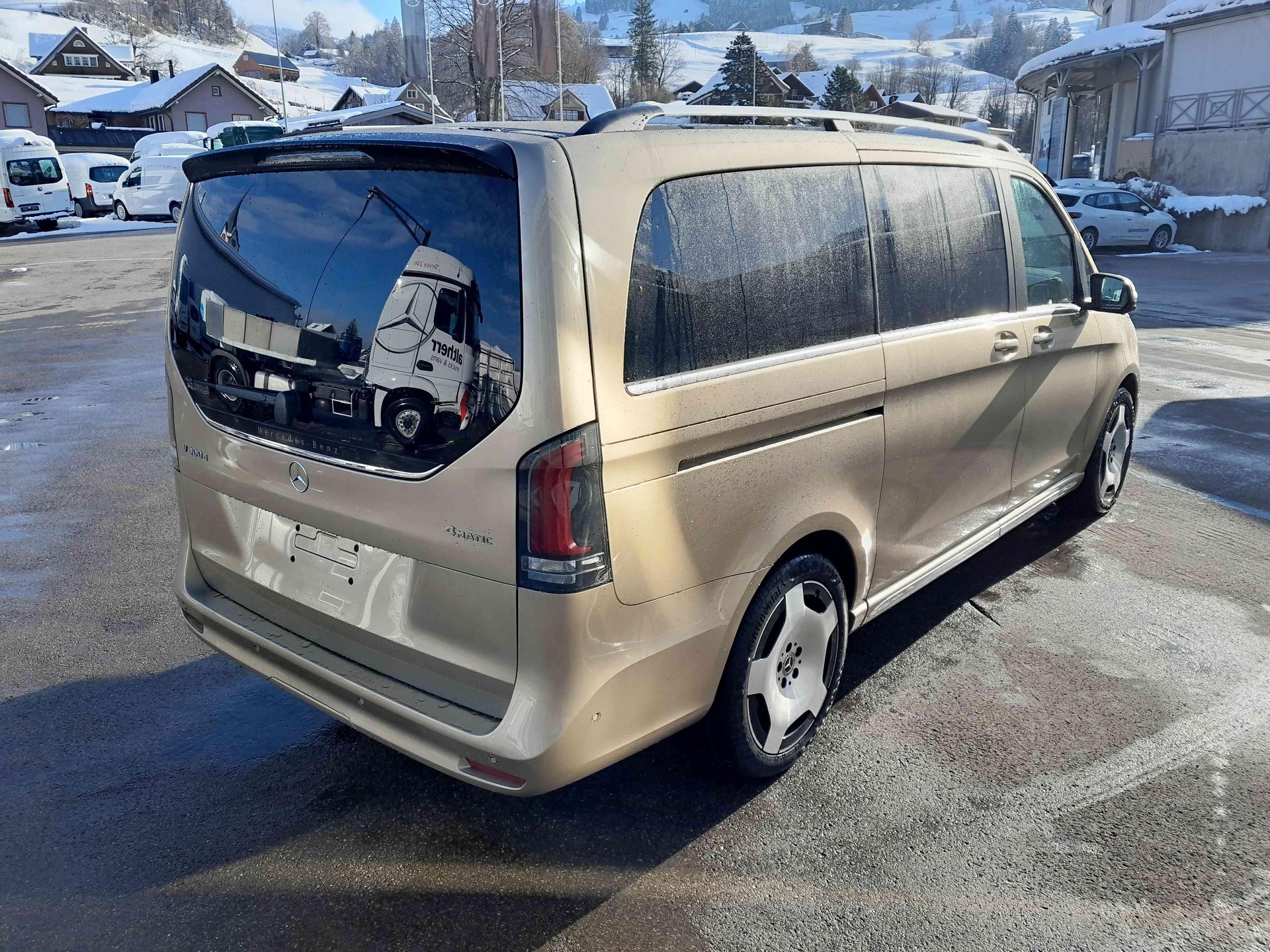 MERCEDES-BENZ V 300d Exclusive L 4x4-image-4