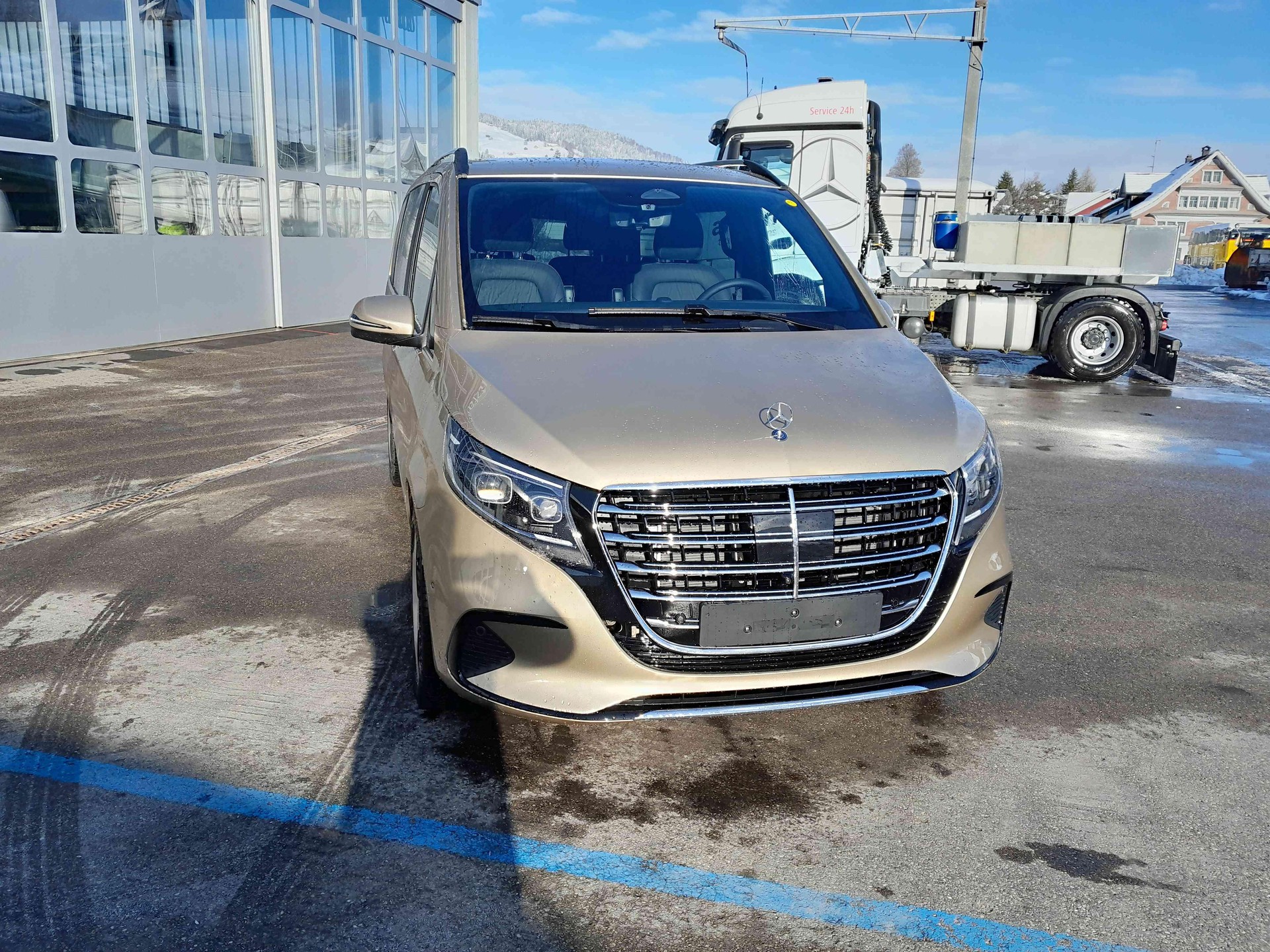 MERCEDES-BENZ V 300d Exclusive L 4x4-image-7