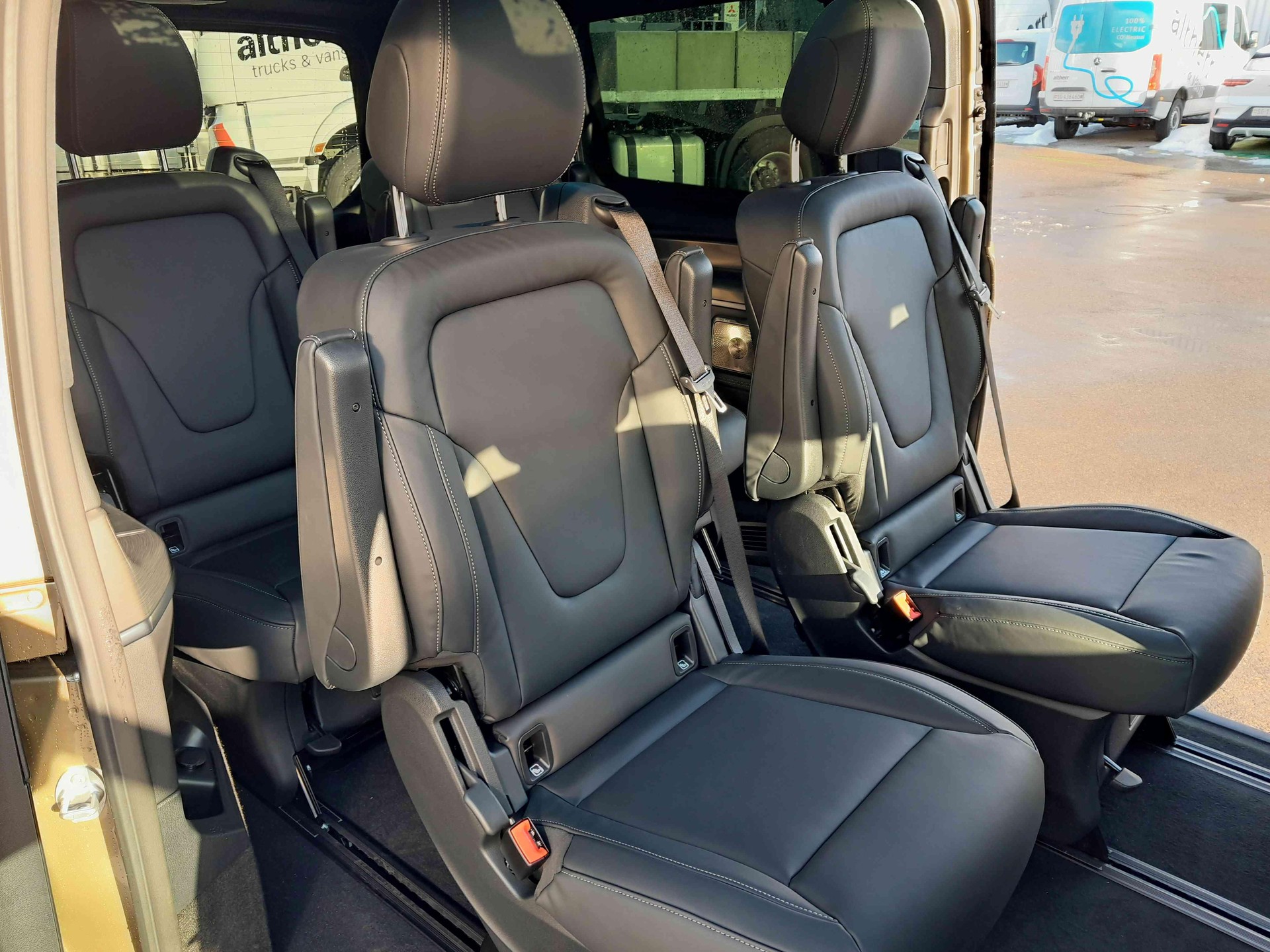 MERCEDES-BENZ V 300d Exclusive L 4x4-image-21