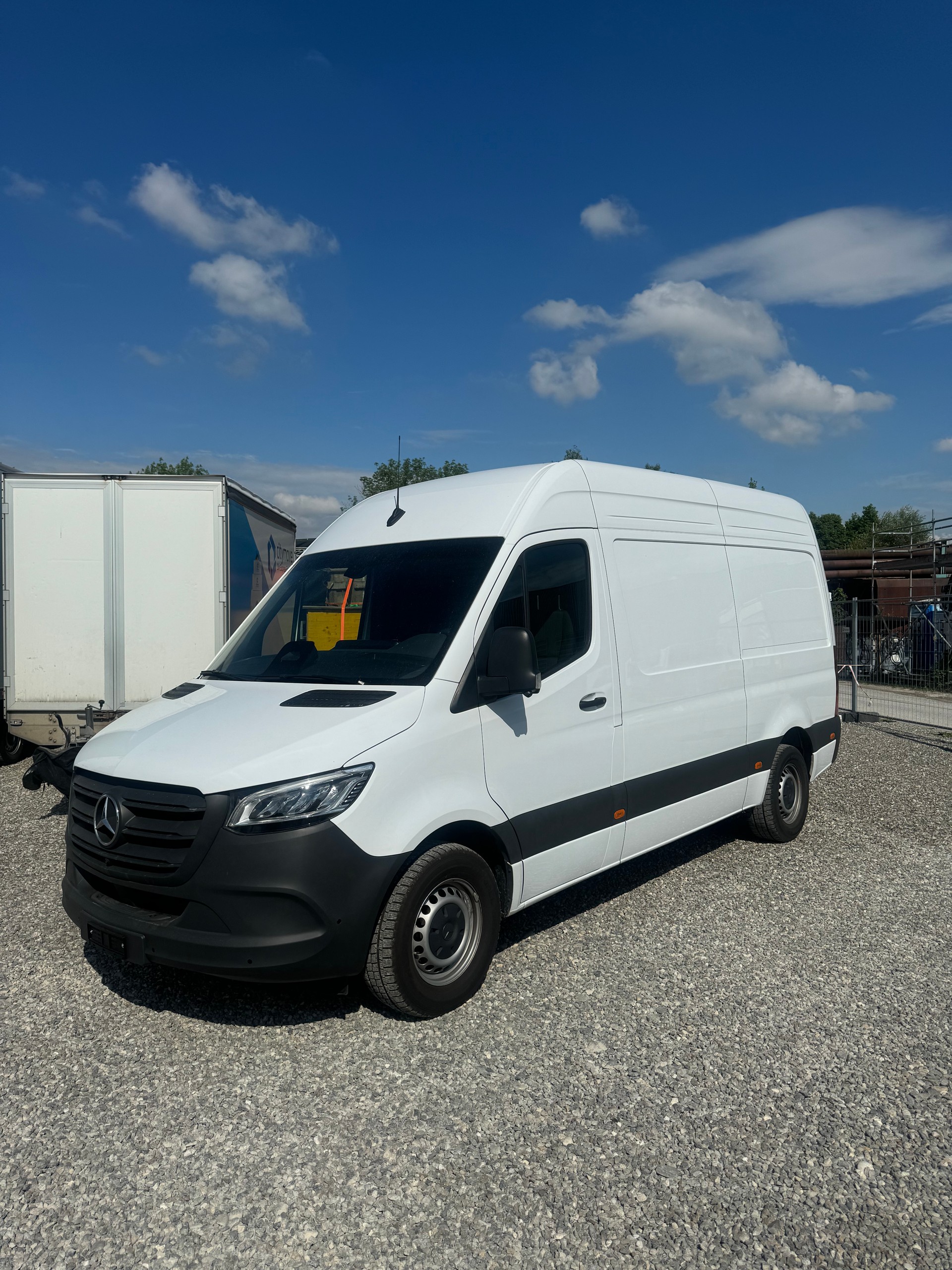 MERCEDES-BENZ Sprinter 317 CDI Standard L2H2 9G-TRONIC Facelift Modell 2025-image-1
