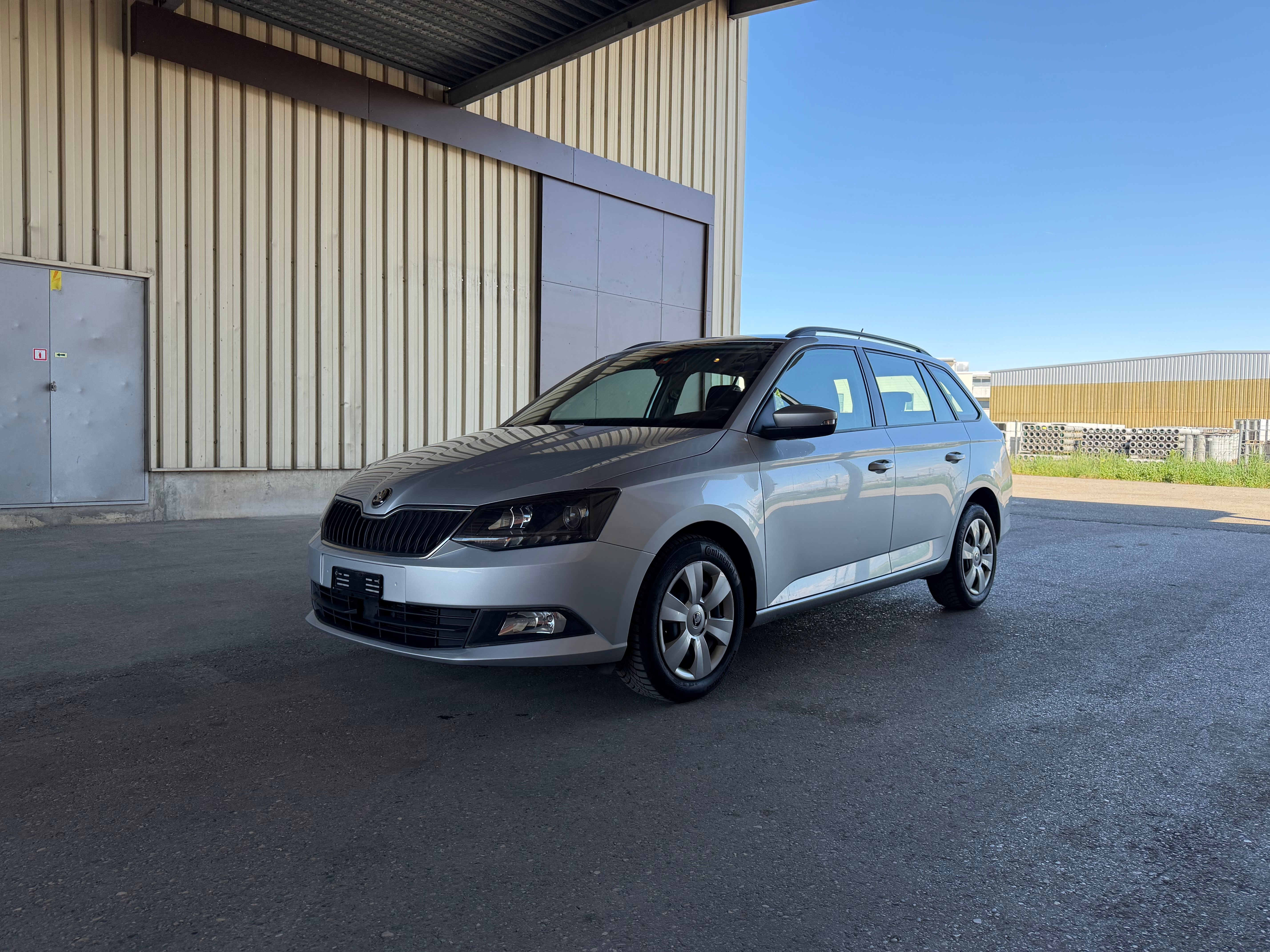 Car photo
