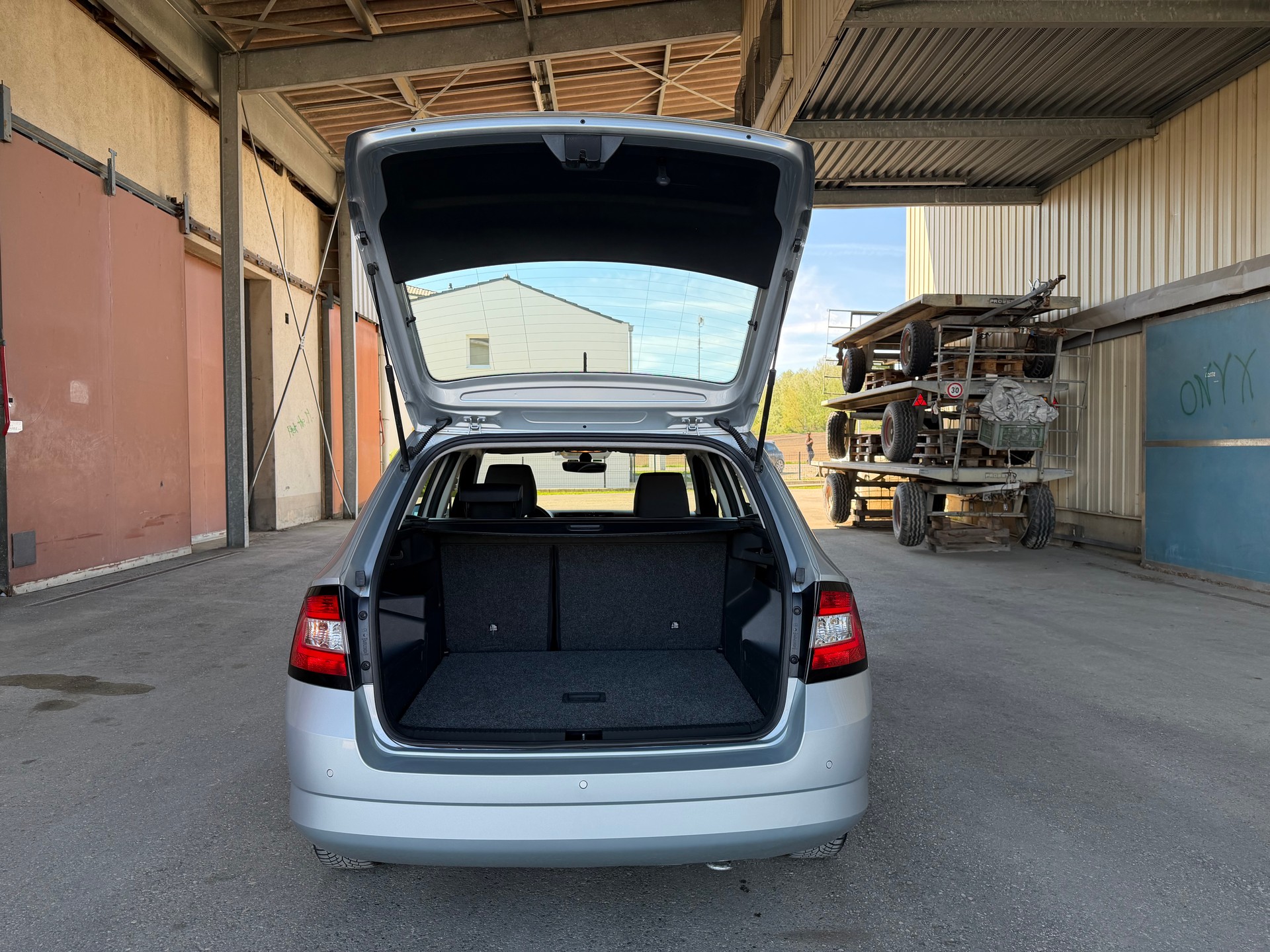 SKODA Fabia 1.2 TSI Ambition DSG-image-5