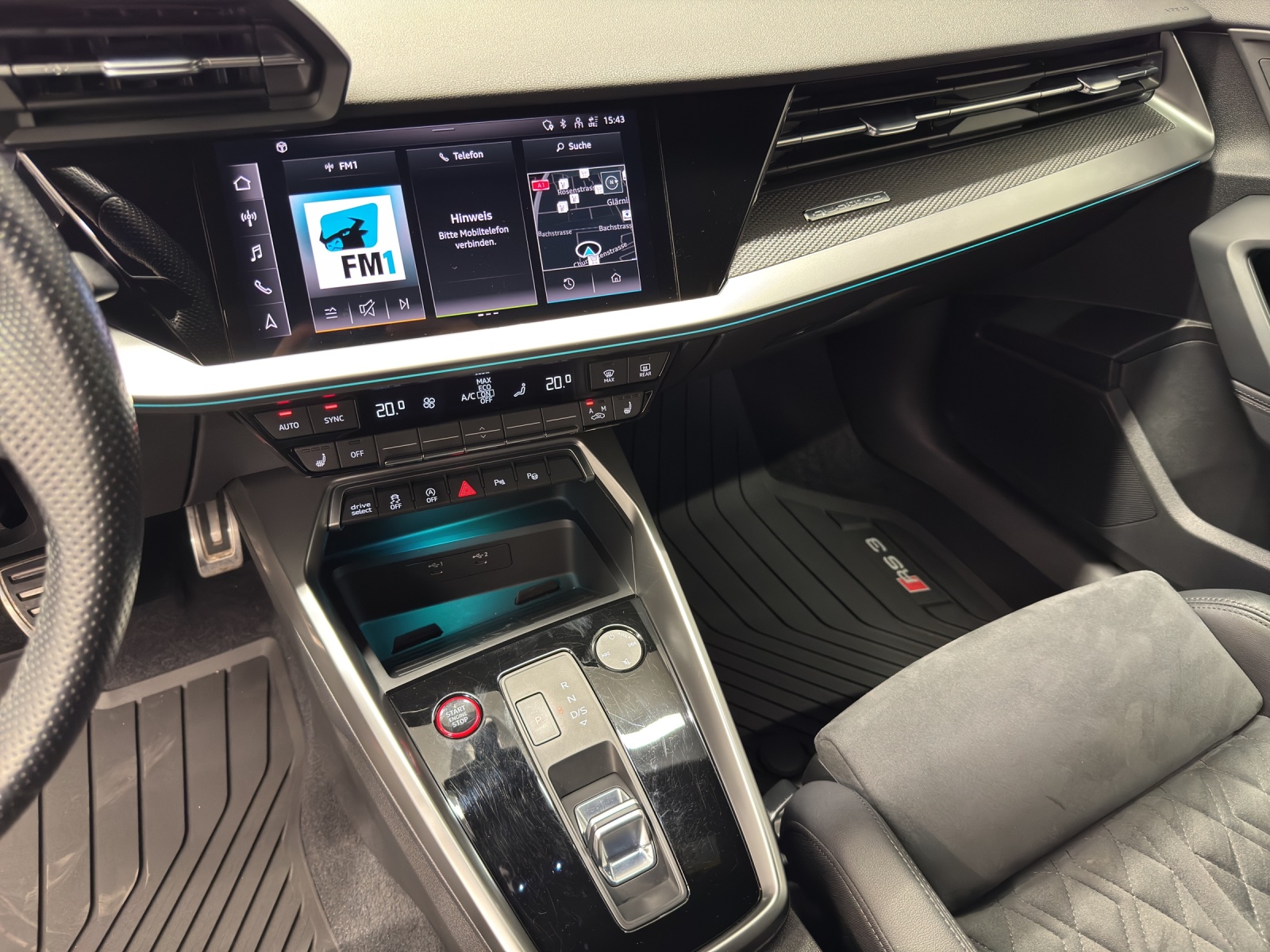 AUDI RS3 Sportback 2.5 TFSI quattro S-Tronic-image-15
