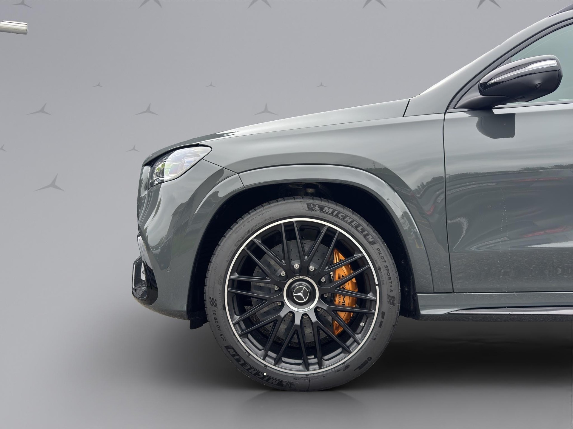 MERCEDES-BENZ GLS 63 AMG 4matic+-image-3