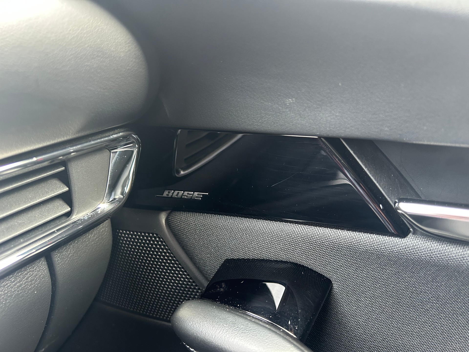 MAZDA CX-30 SKYACTIV-X 186 M Hybrid Exclusive Line FWD AT-image-13