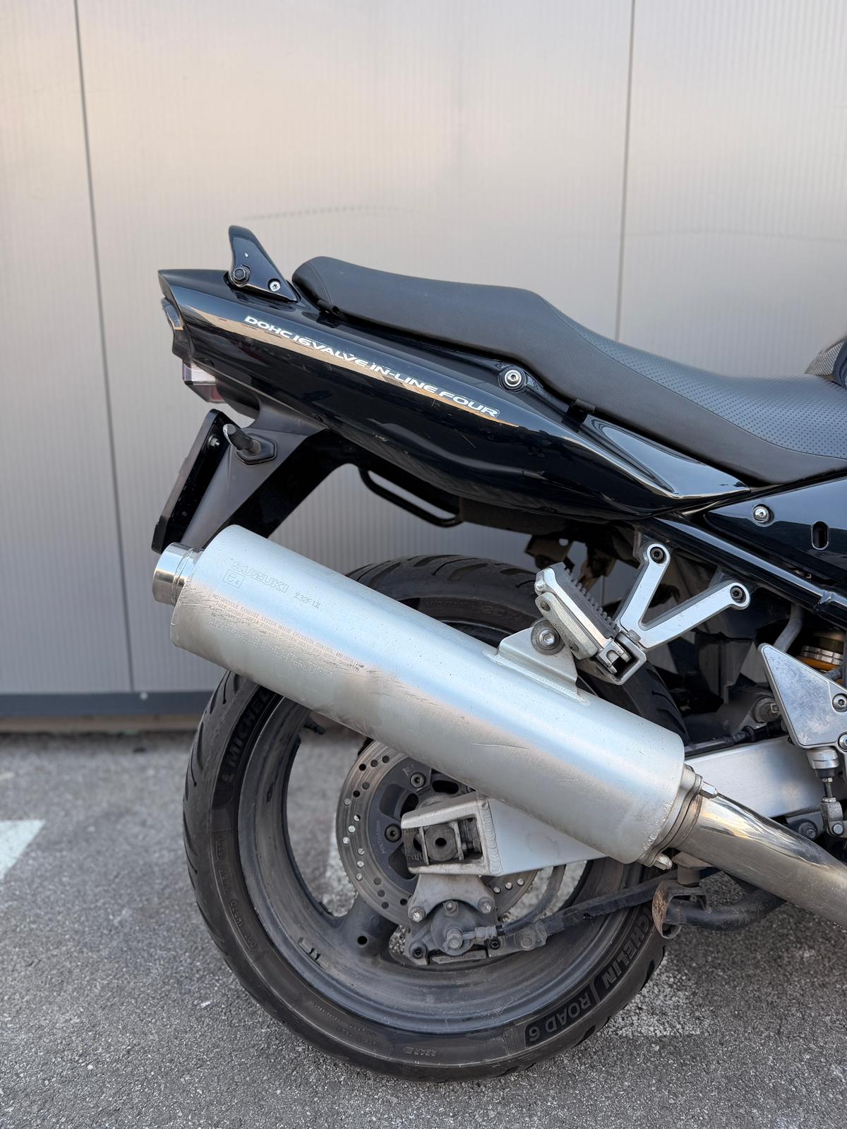 SUZUKI GSF 1200 S Bandit-image-9
