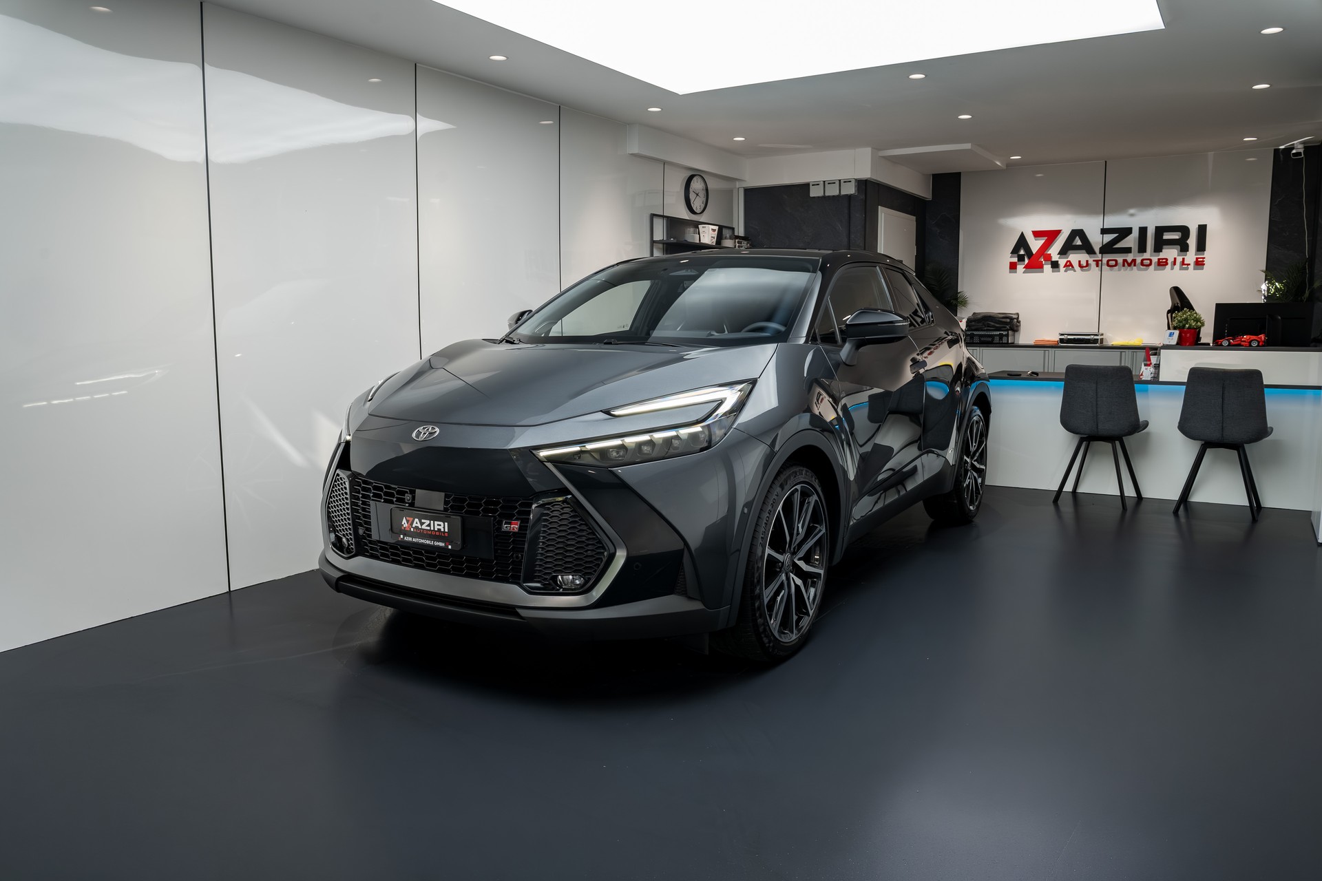 TOYOTA C-HR 2.0 HSD CVT GR Sport Premiere 4WD-image-0