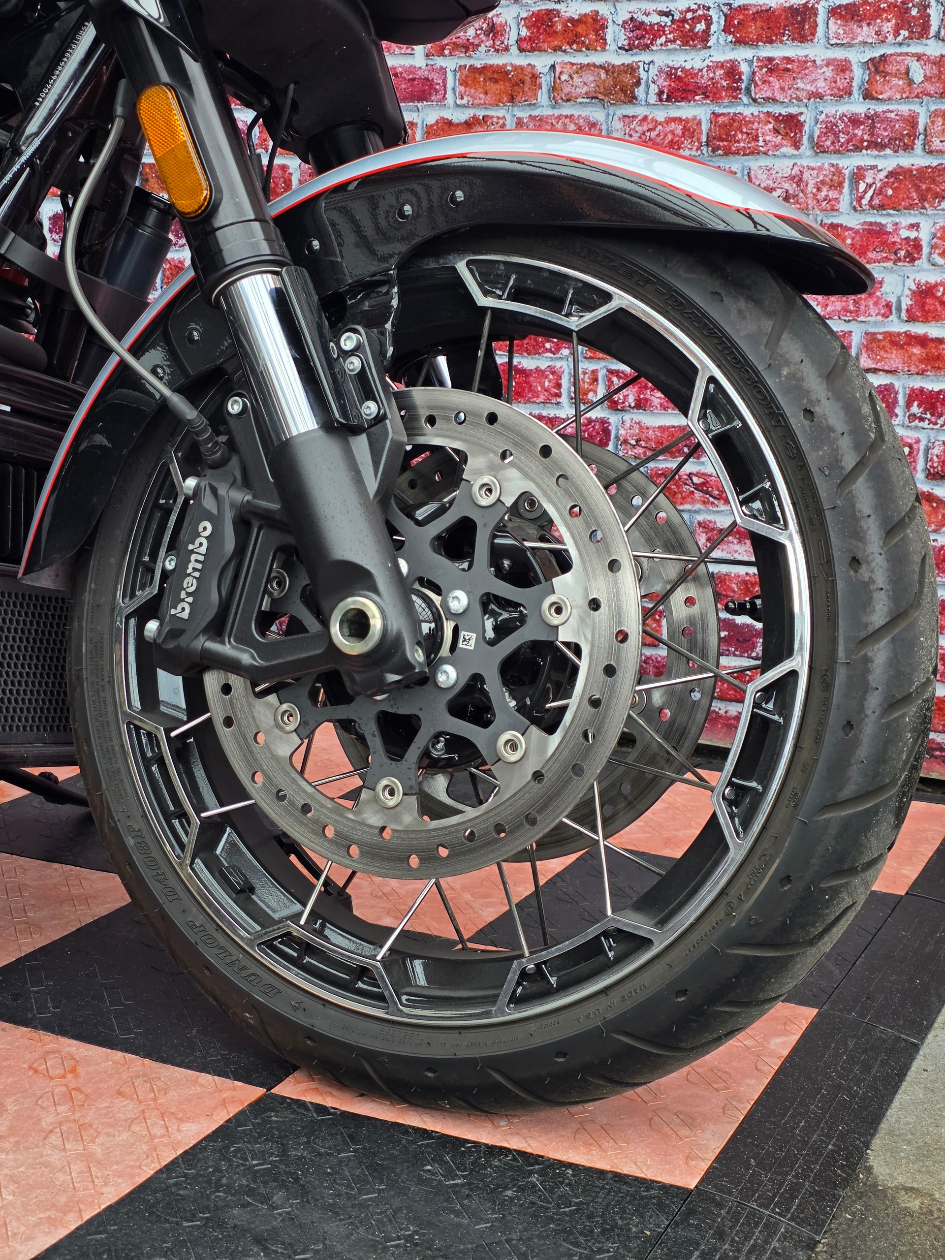 HARLEY-DAVIDSON FLHXSE Street Glide CVO 121-image-12
