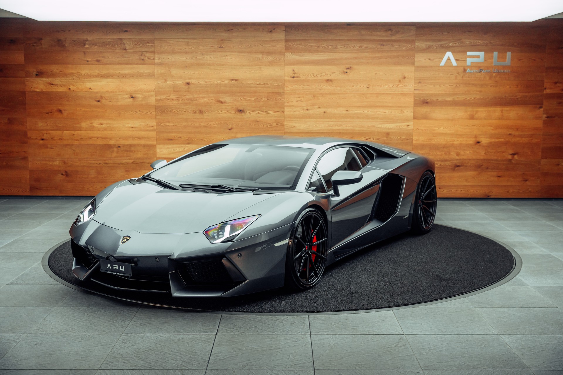 LAMBORGHINI Aventador LP700-4 Coupé E-Gear Grigio Estoque-image-3