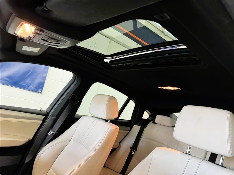 BMW X4 xDrive 35i Steptronic-image-9