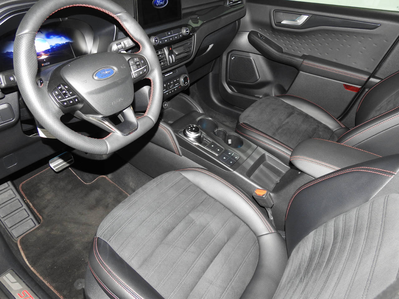 FORD Kuga 2.0 EcoBlue ST-Line X 4x4-image-15