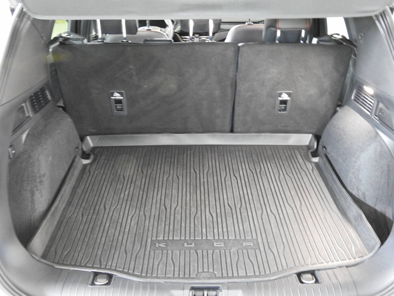 FORD Kuga 2.0 EcoBlue ST-Line X 4x4-image-12