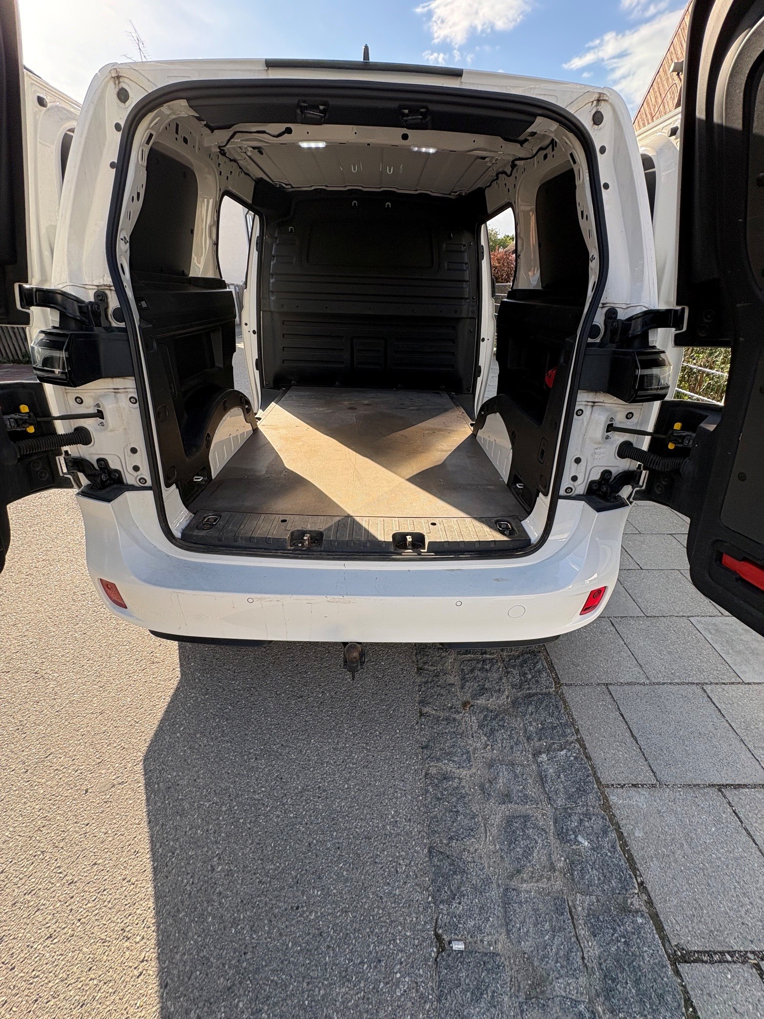 VW 77kWh-image-6