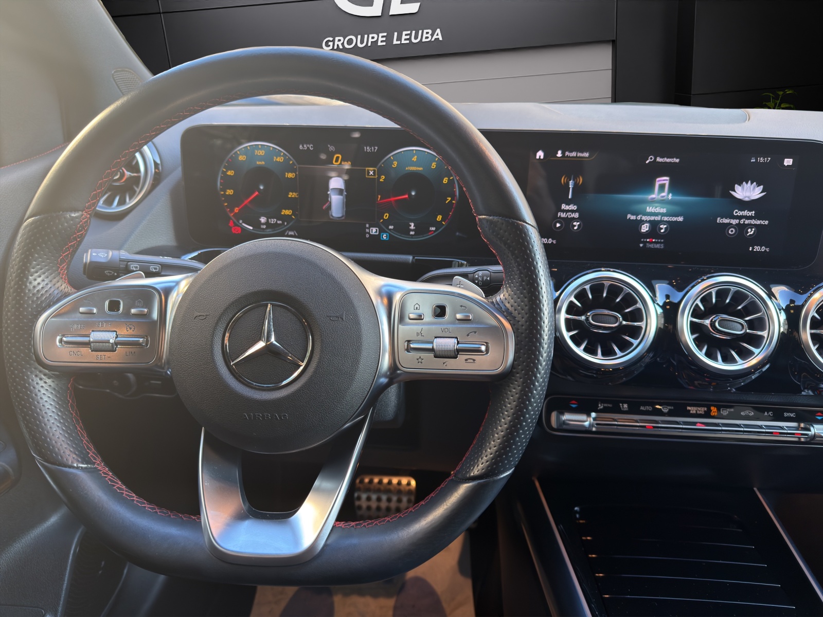Image MERCEDES-BENZ B-200 B 200 4M AMG Line