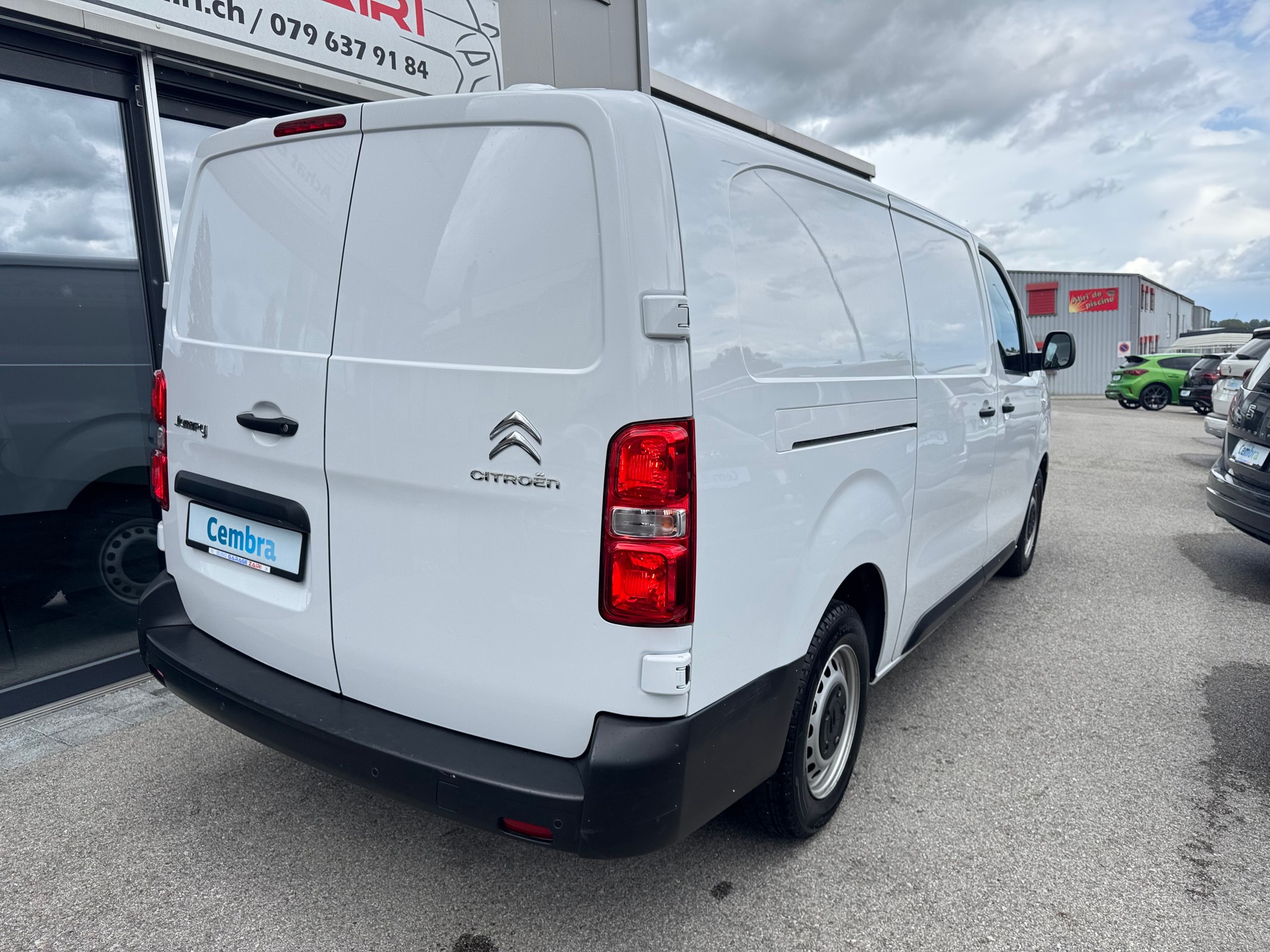 CITROEN Jumpy 2.0 BlueHDi 145 XL EAT8-image-6