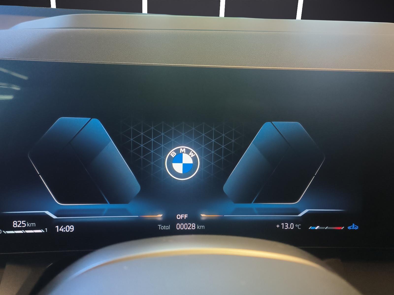 BMW X3 20i xDrive-image-16