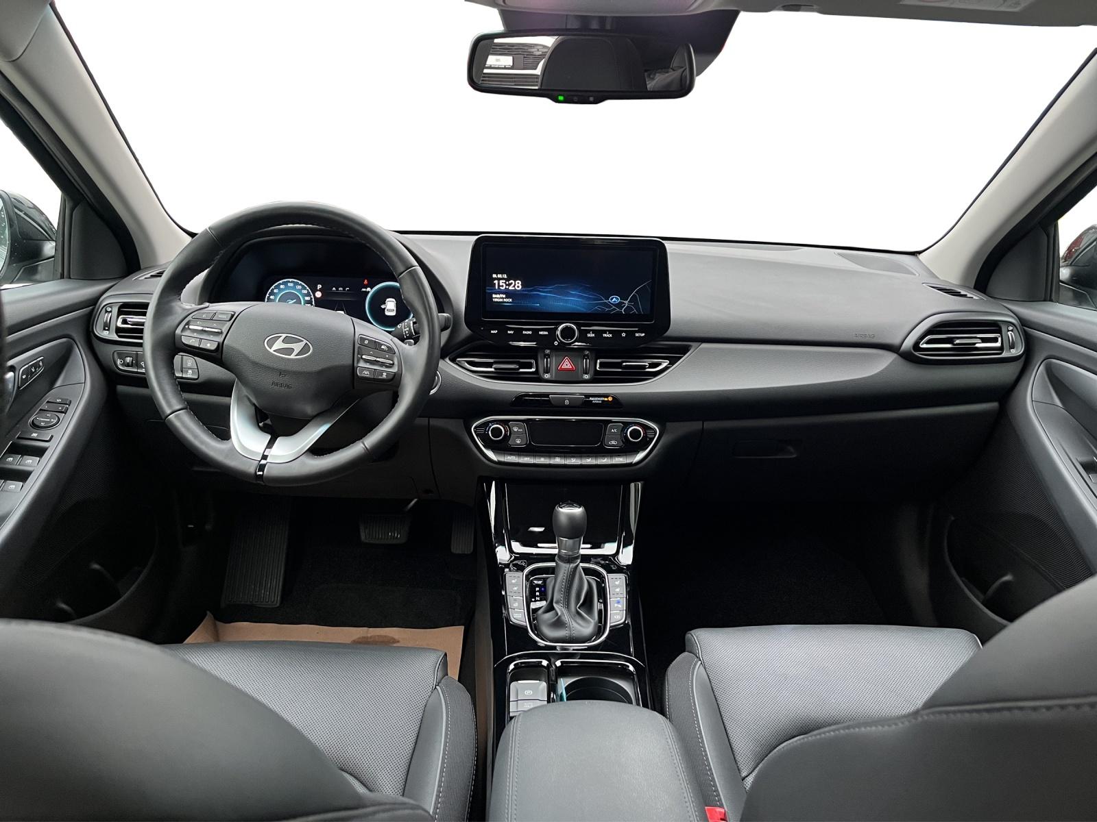 HYUNDAI i30 1.5 T-GDi Vertex-image-4
