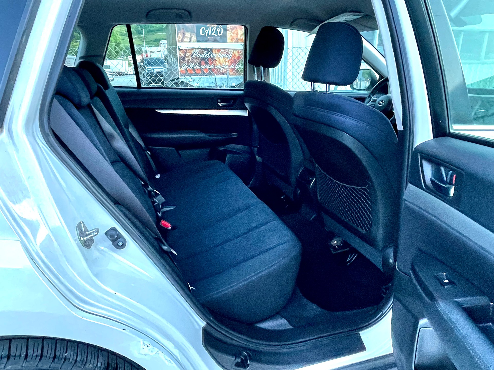 SUBARU Outback 2.0D Limited AWD Lineartronic-image-17