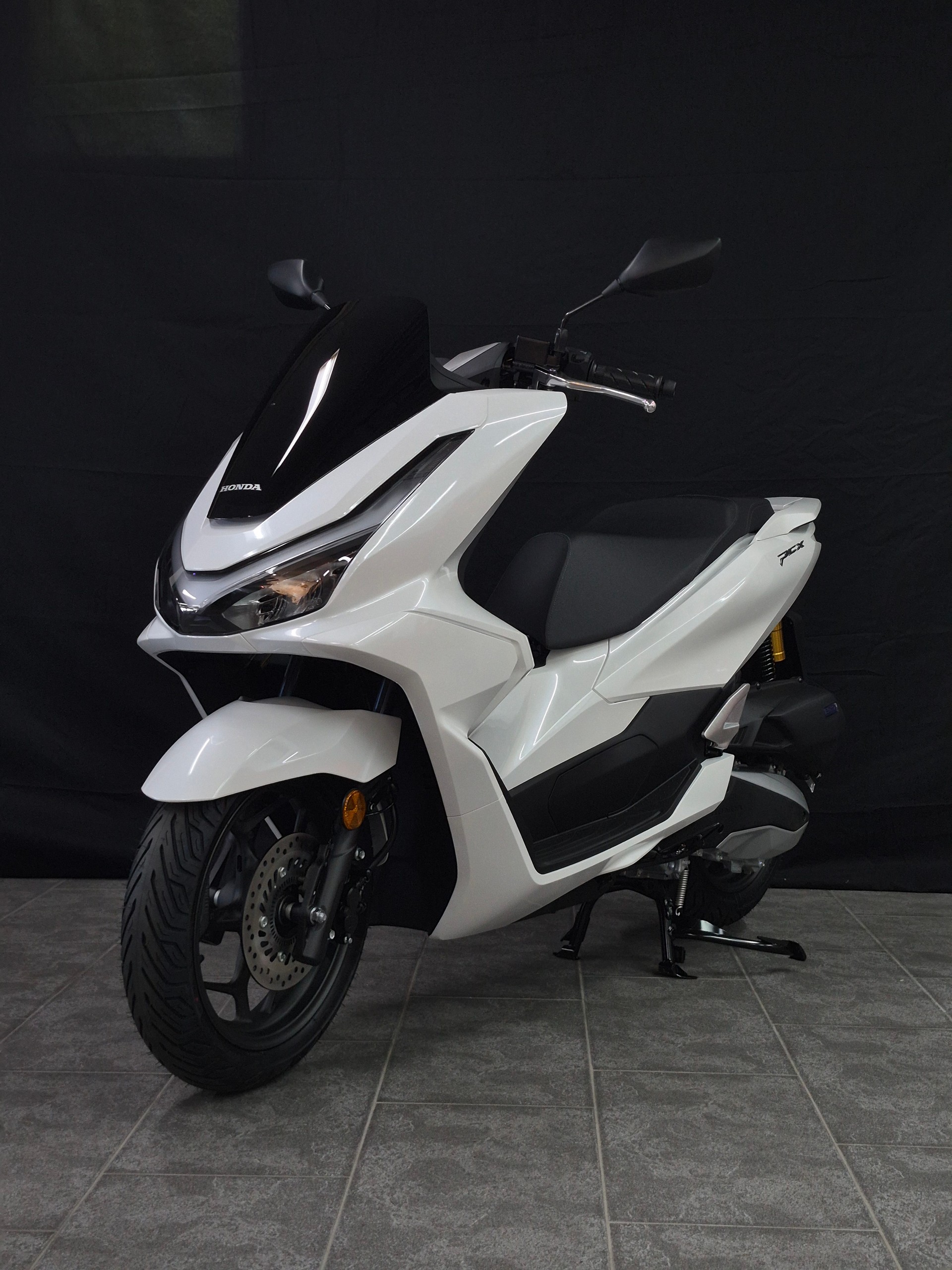 HONDA PCX 125 DX TFT. connectivity-image-14