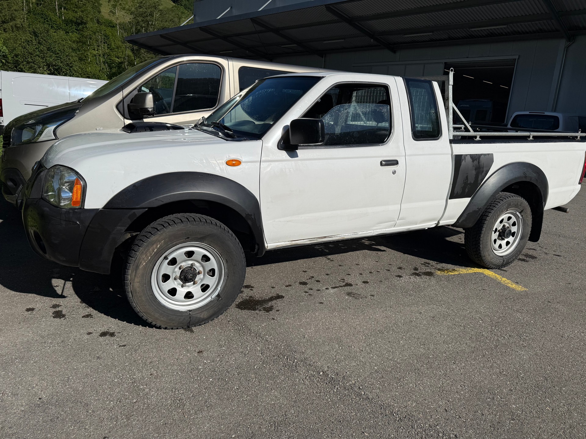 NISSAN NP300 4x4 King Cab