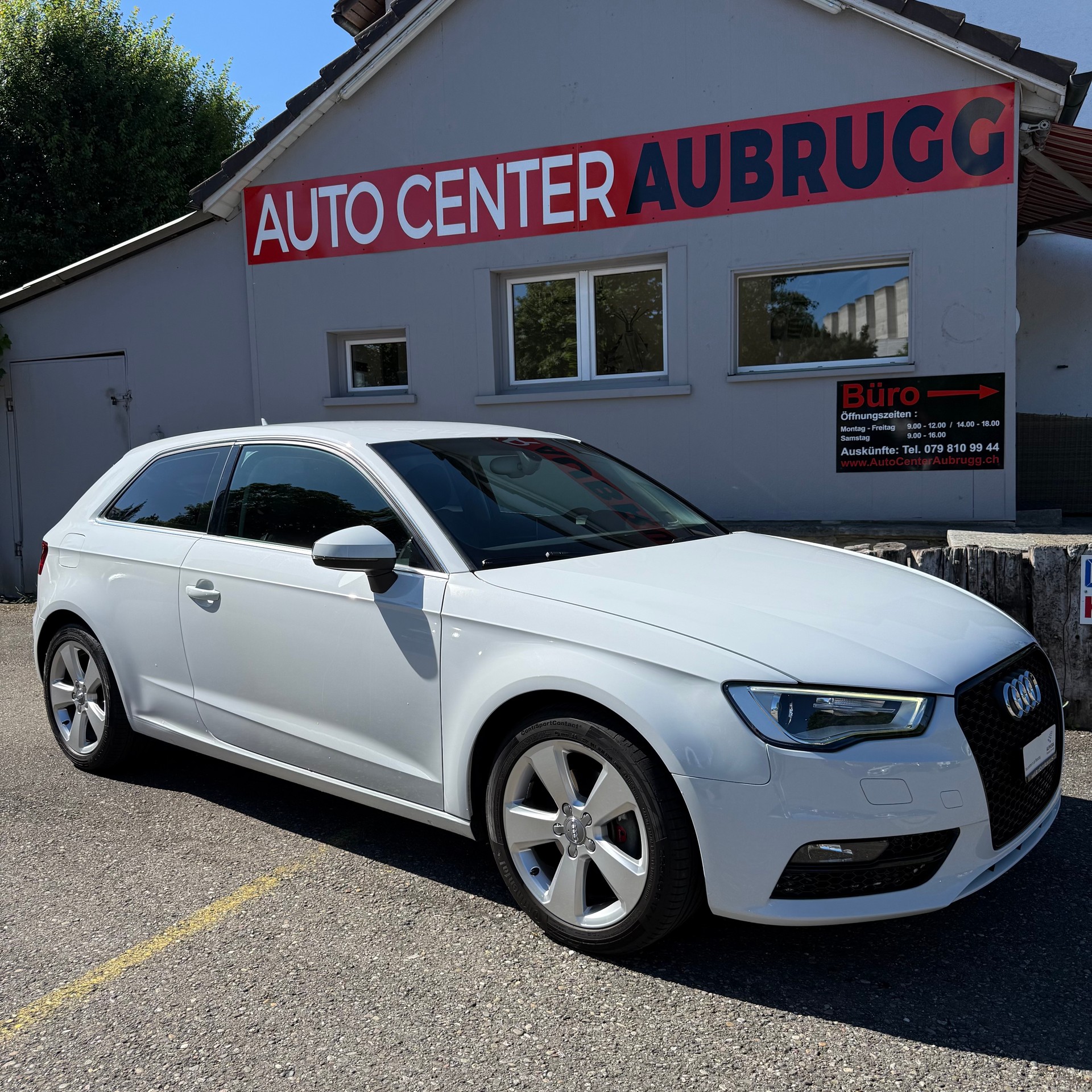AUDI A3 2.0 TDI Ambition S-tronic-image-8