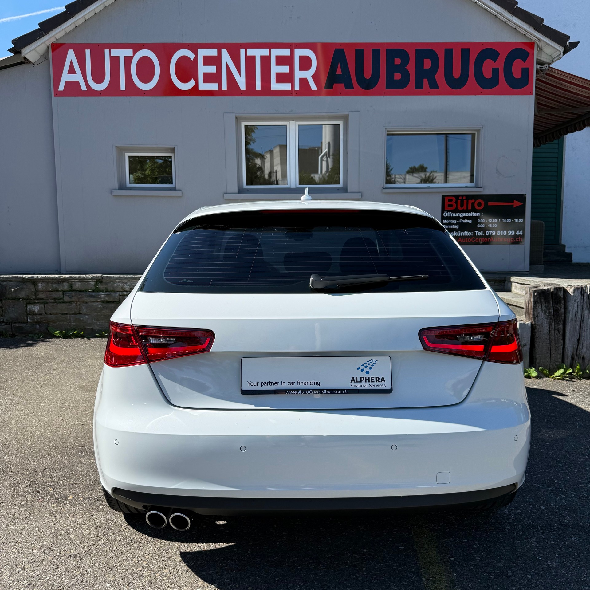 AUDI A3 2.0 TDI Ambition S-tronic-image-5